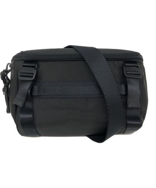 TUMI ブラック ハンドバッグ 中古・古着通販】TUMI (トゥミ) ショルダーバッグ ブラック｜ブランド