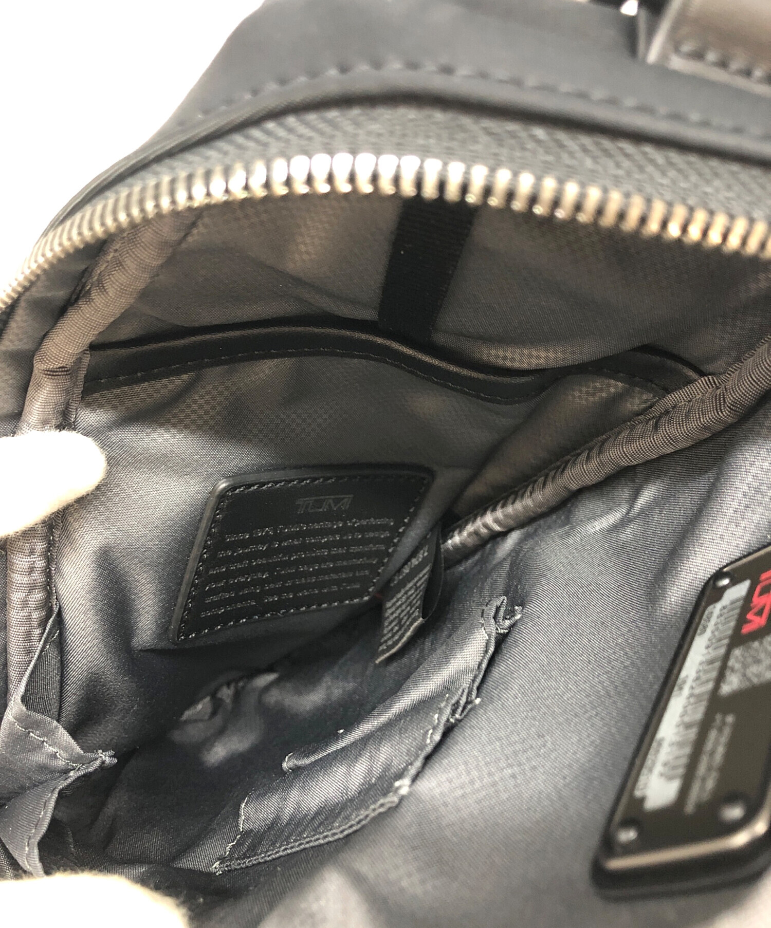 中古・古着通販】TUMI (トゥミ) ショルダーバッグ ブラック｜ブランド