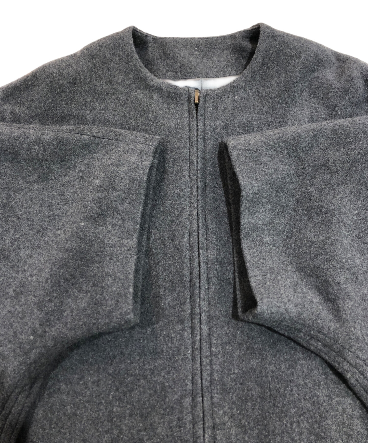 中古・古着通販】BEARDSLEY (ビアズリー) ウールポンチョコート グレー