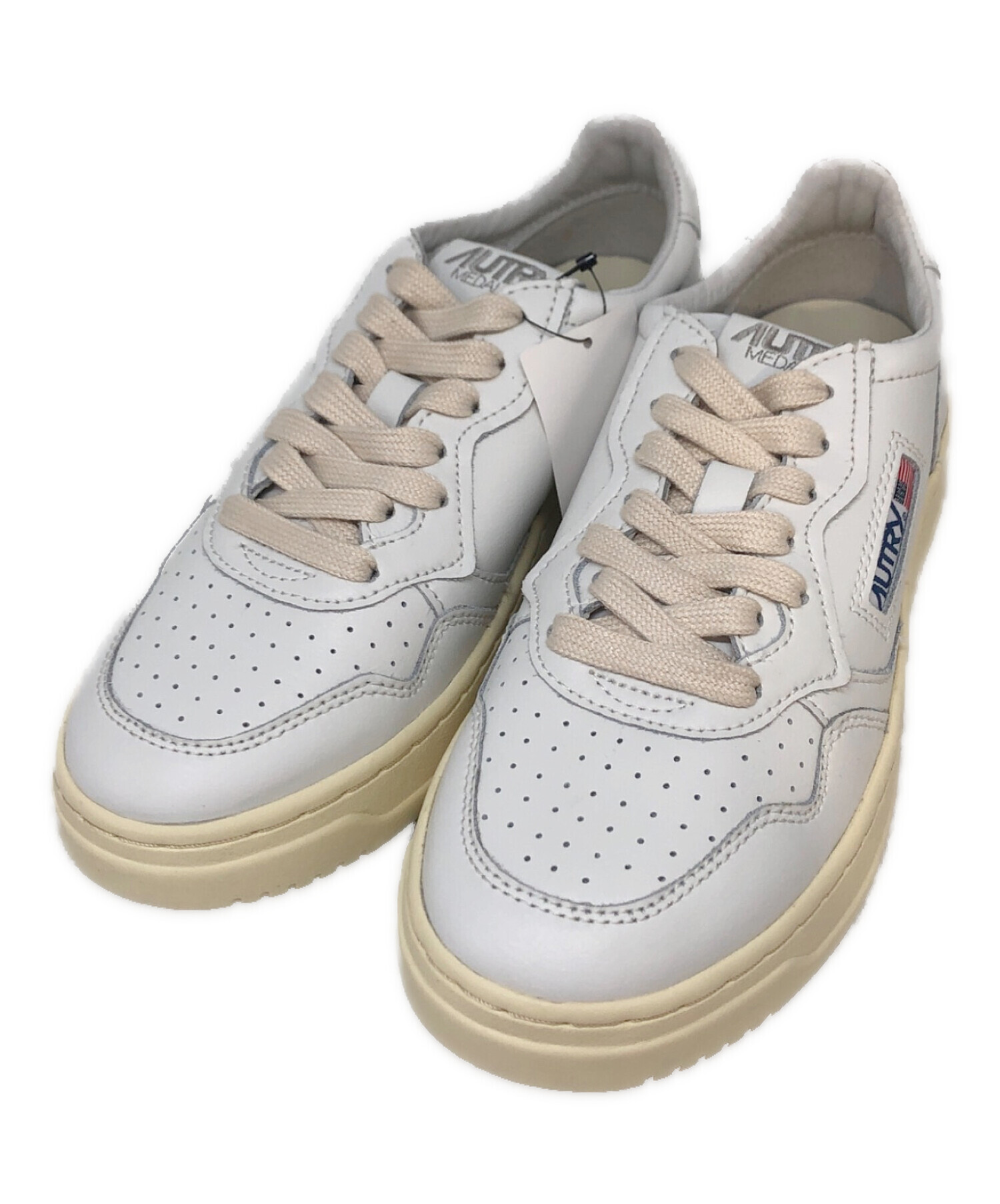 中古・古着通販】AUTRY (オートリ―) ローカットスニーカー ホワイト