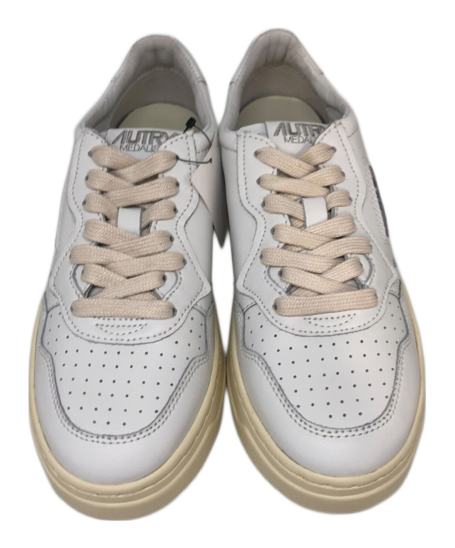 中古・古着通販】AUTRY (オートリ―) ローカットスニーカー ホワイト