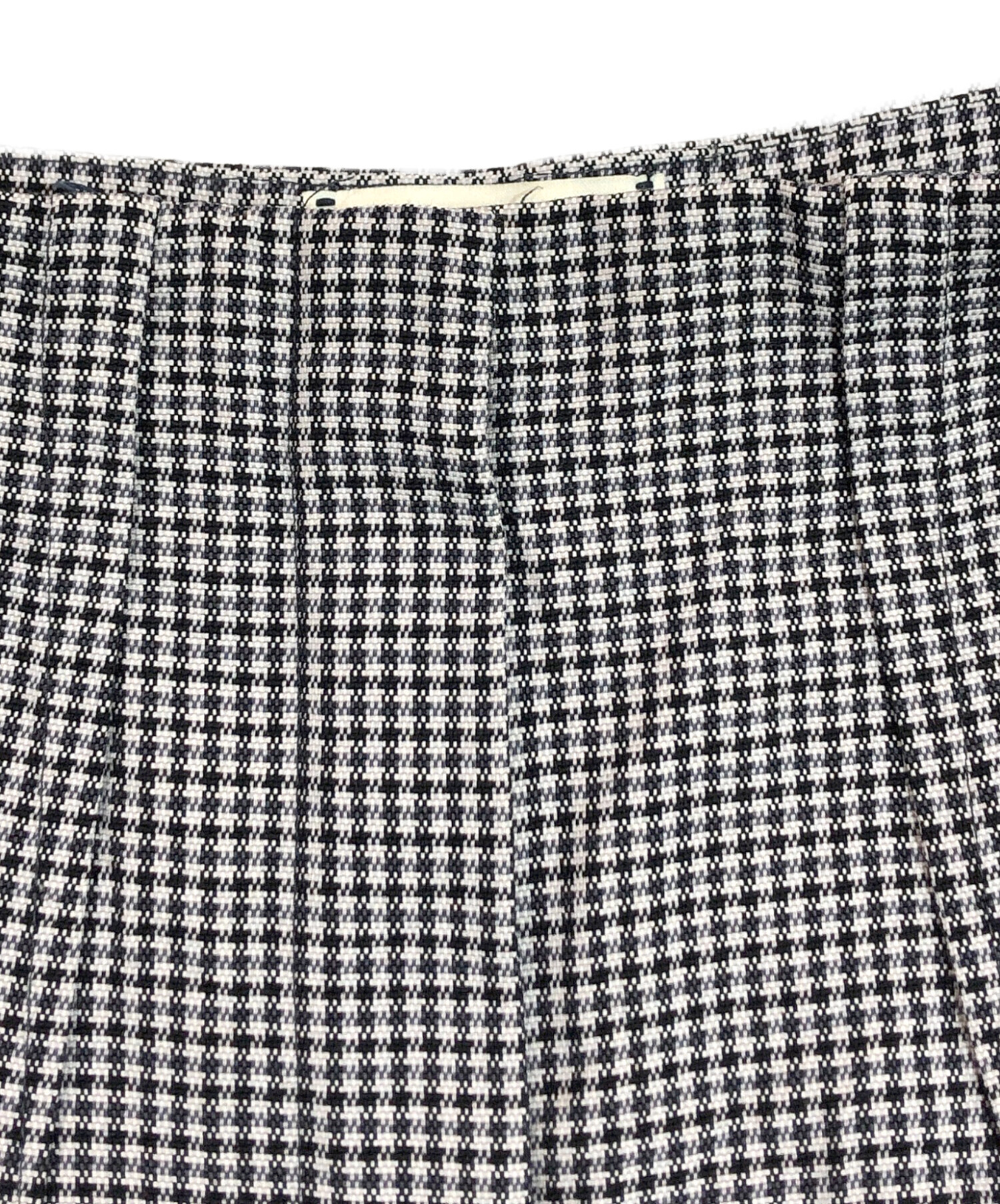 中古・古着通販】FENDI (フェンディ) ショートパンツ ブラック サイズ