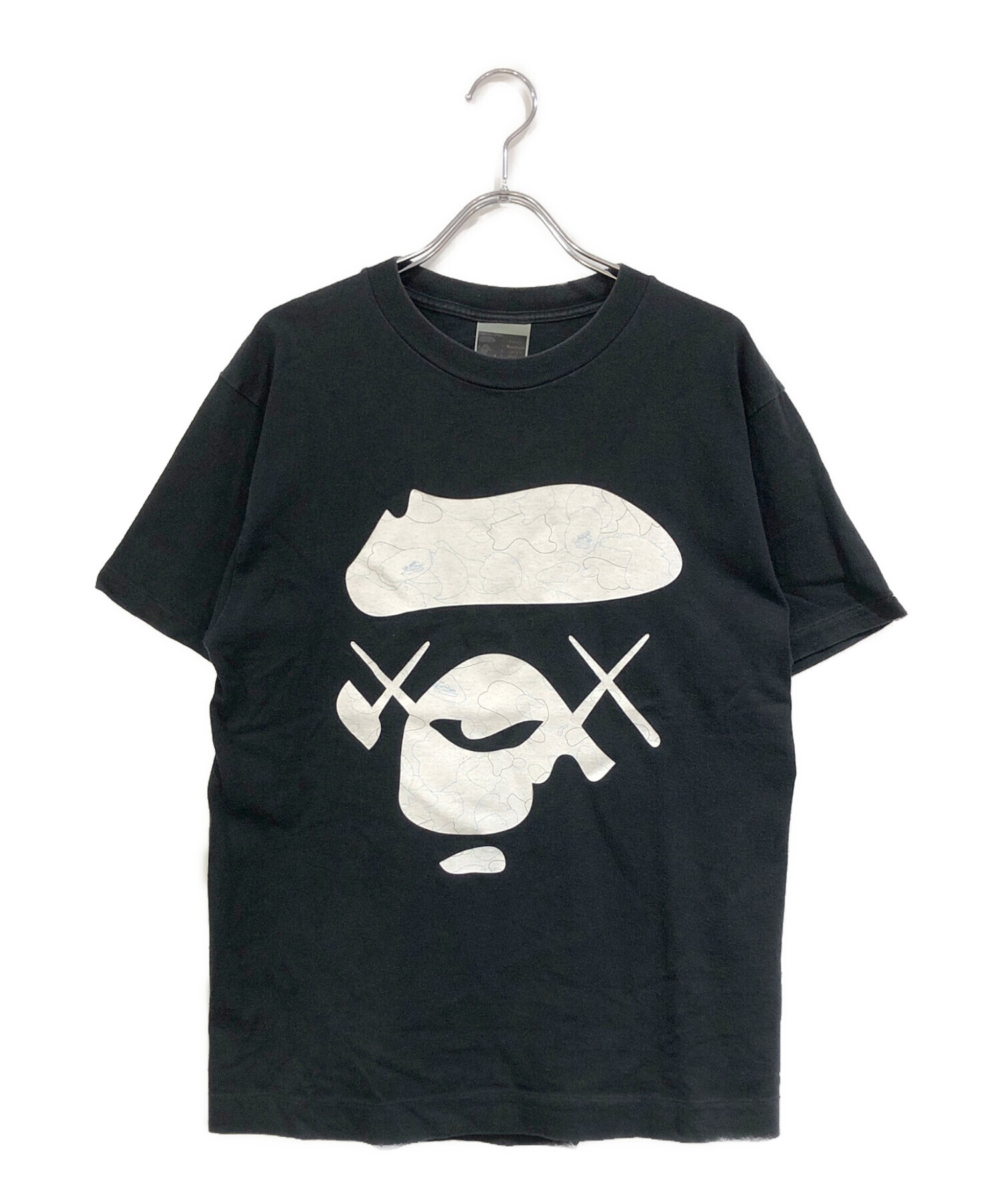 エイプ KAWS Tシャツ　マイロ　カウズ　XL アベイシングエイプ　半袖 中古・古着通販】A BATHING APE (アベイシングエイプ) KAWS (カウズ
