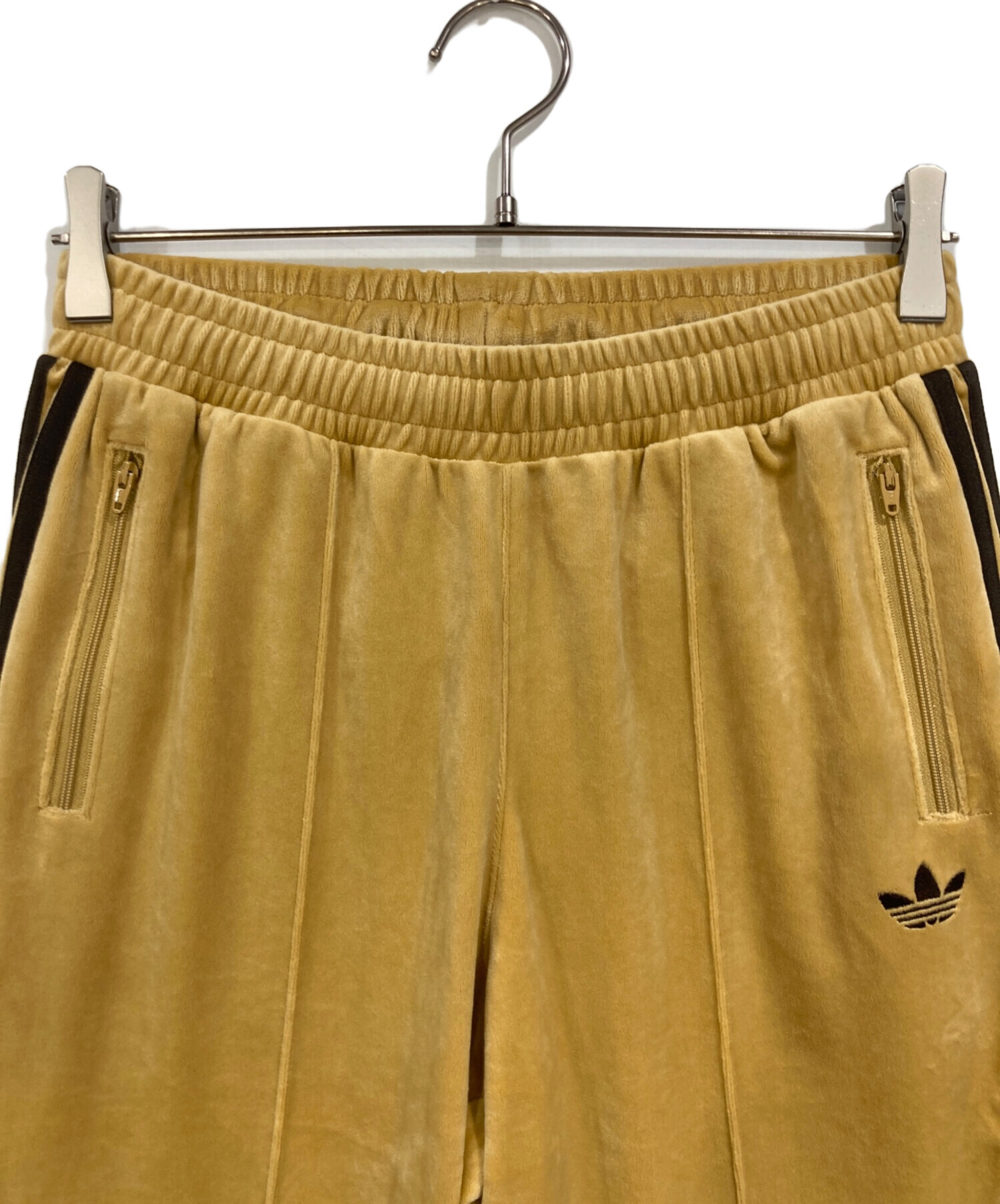 中古・古着通販】adidas (アディダス) ベロア トラックパンツ ベージュ