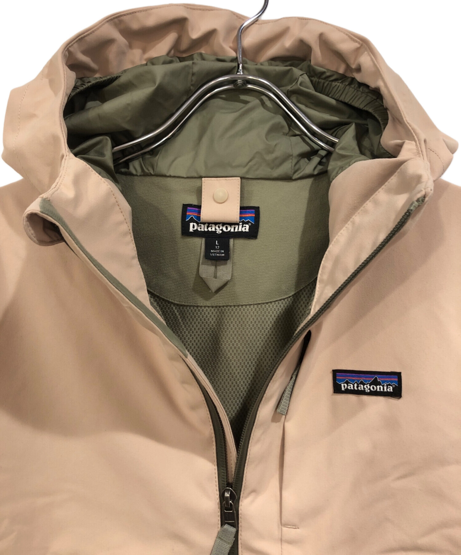 patagonia フード付きジャケット ベージュ 中古・古着通販】Patagonia (パタゴニア) 4-in-1 everyday jacket
