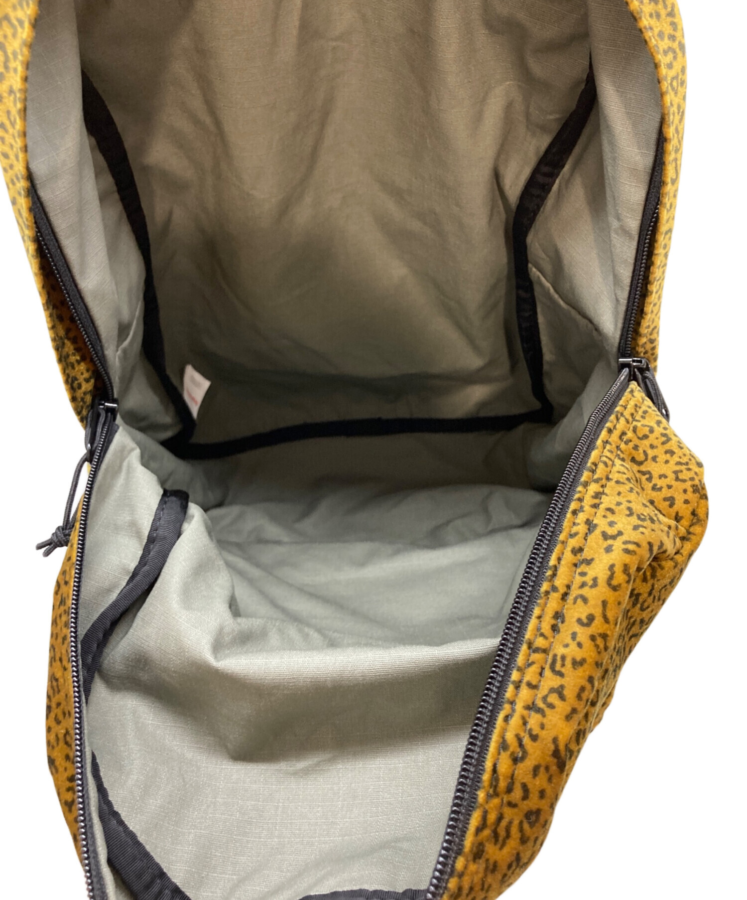 中古・古着通販】Supreme (シュプリーム) velvet backpack tan leopard 