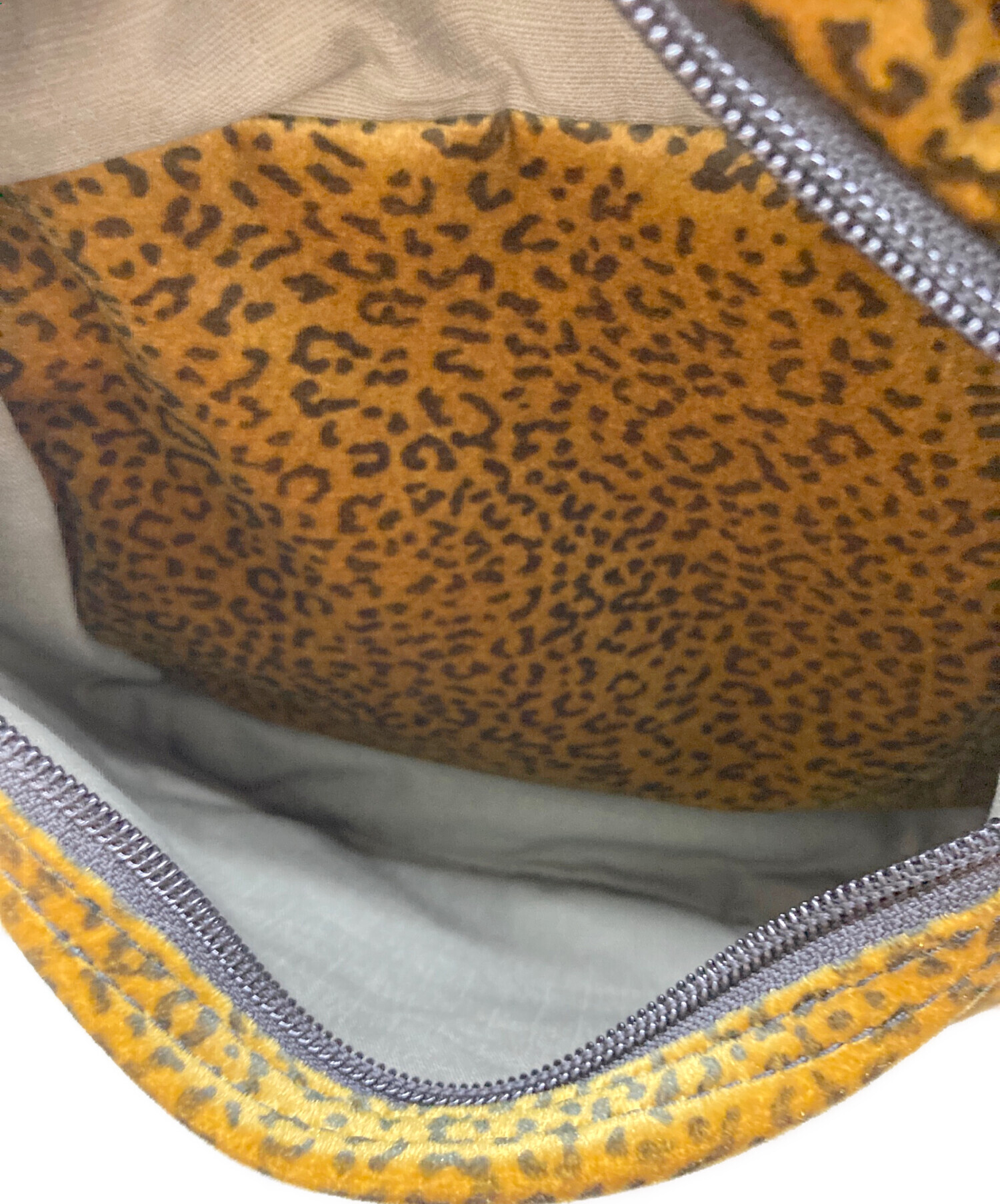 中古・古着通販】Supreme (シュプリーム) velvet backpack tan leopard 