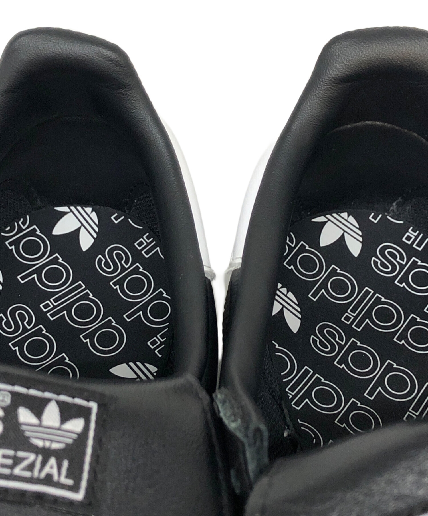 中古・古着通販】adidas (アディダス) スニーカー ブラック サイズ