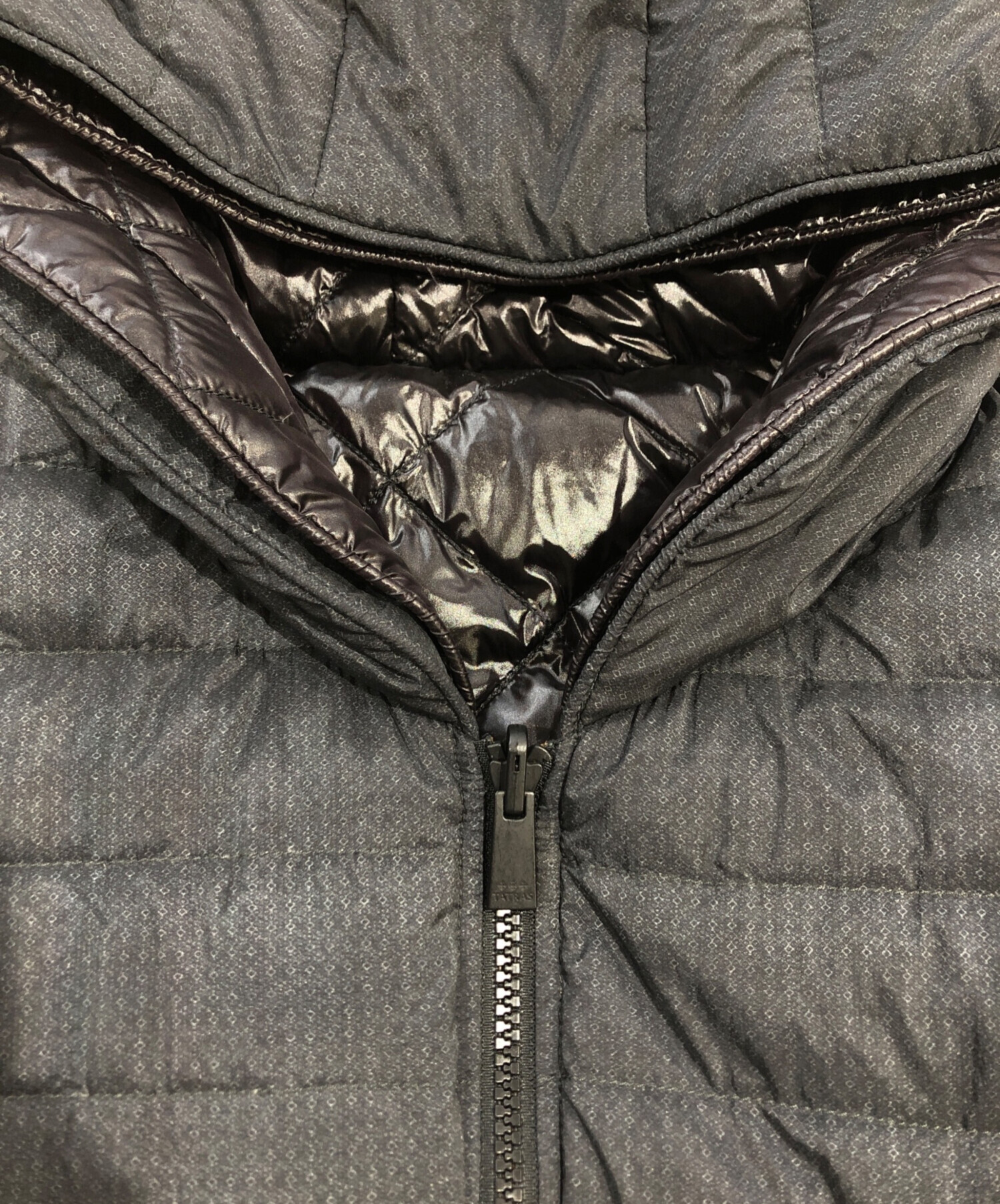 中古・古着通販】TATRAS (タトラス) フーデットリバーシブルダウン
