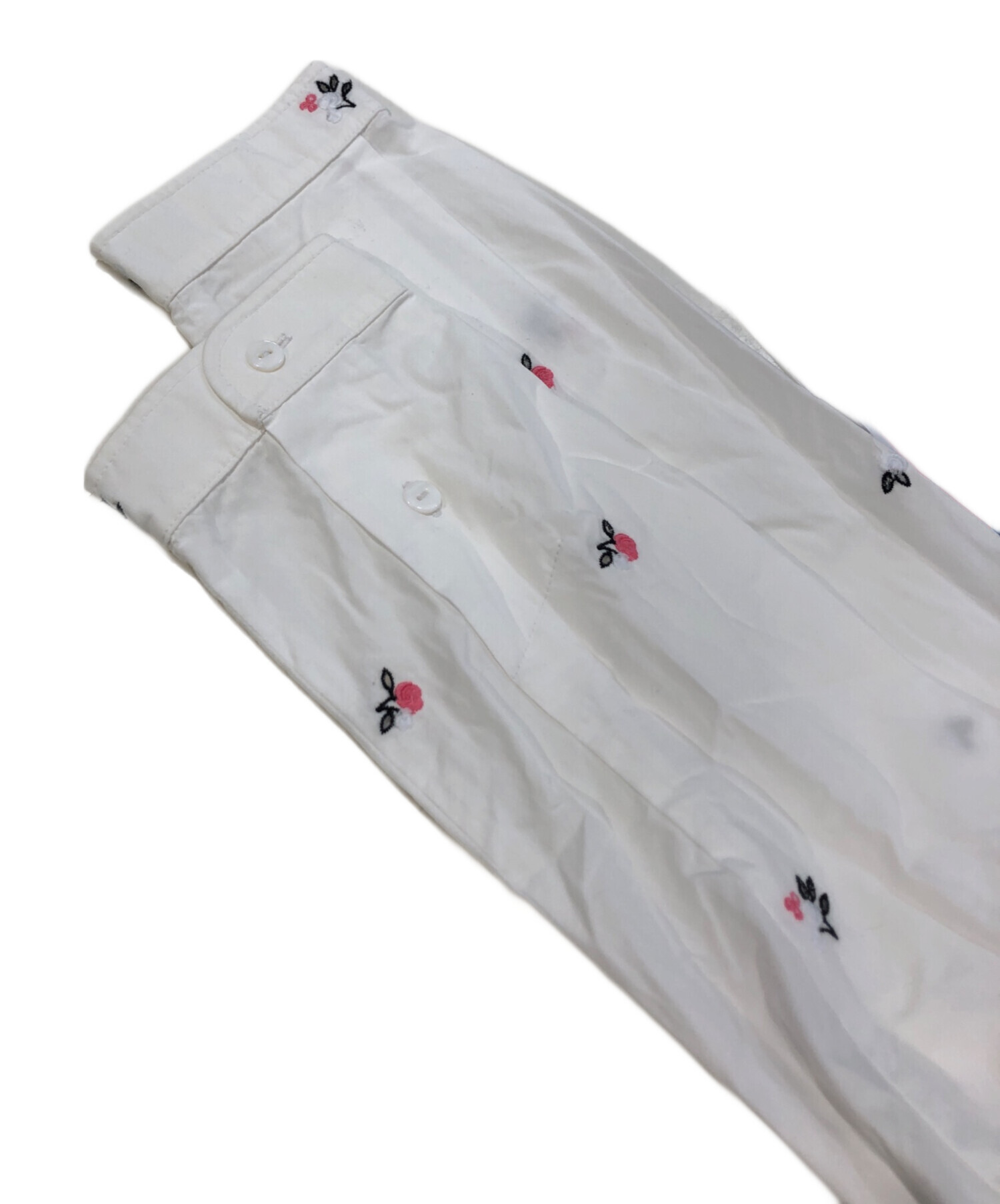中古・古着通販】patou (パトゥ) フラワー刺繍シャツ ホワイト サイズ 
