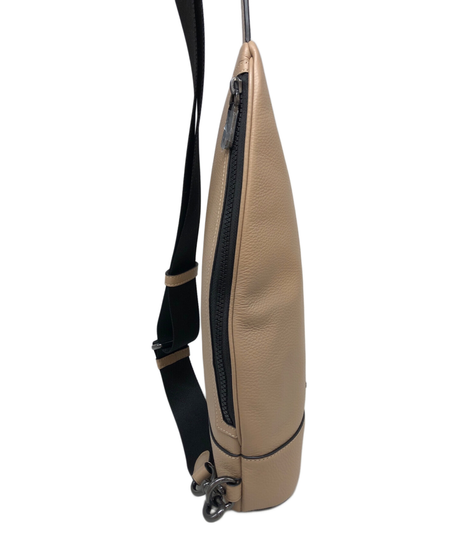 COACH コーチ ドミニクスリング パック・シグネチャーデニム　ほぼ未使用品 中古・古着通販】COACH (コーチ) ドミニク スリング パック / ワン