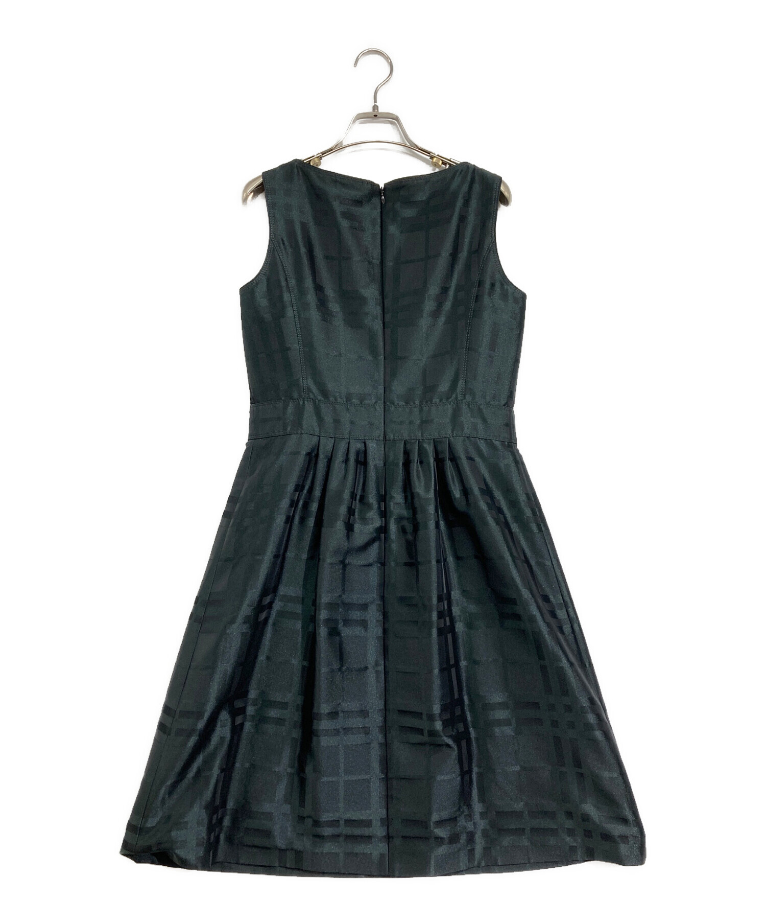 BURBERRYLONDONワンピース 中古・古着通販】BURBERRY LONDON (バーバリーロンドン) ノースリーブ