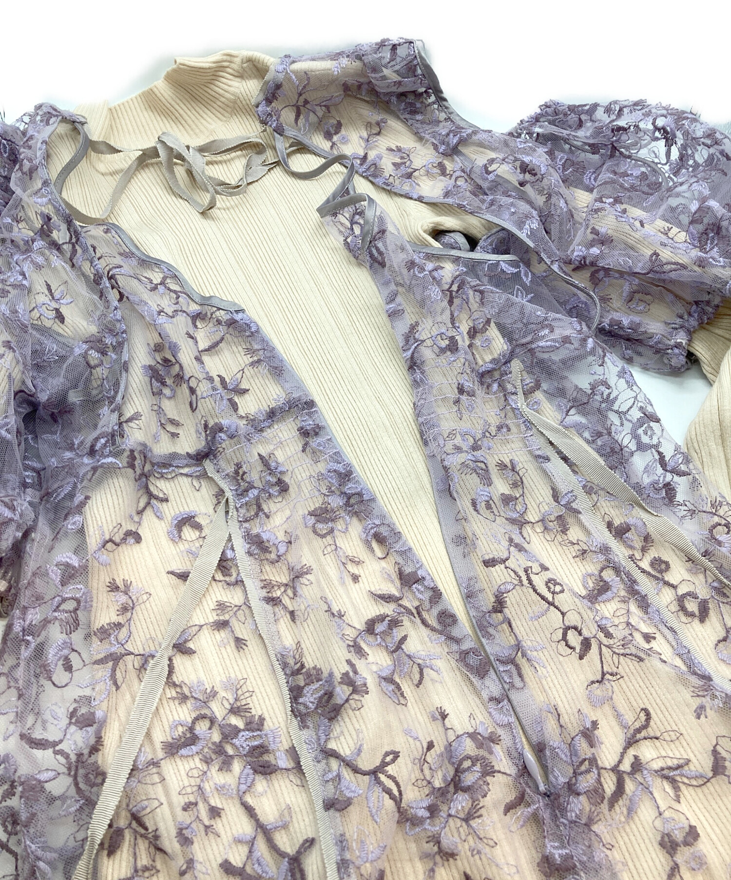 中古・古着通販】Lily Brown (リリーブラウン) エンブロイダリー