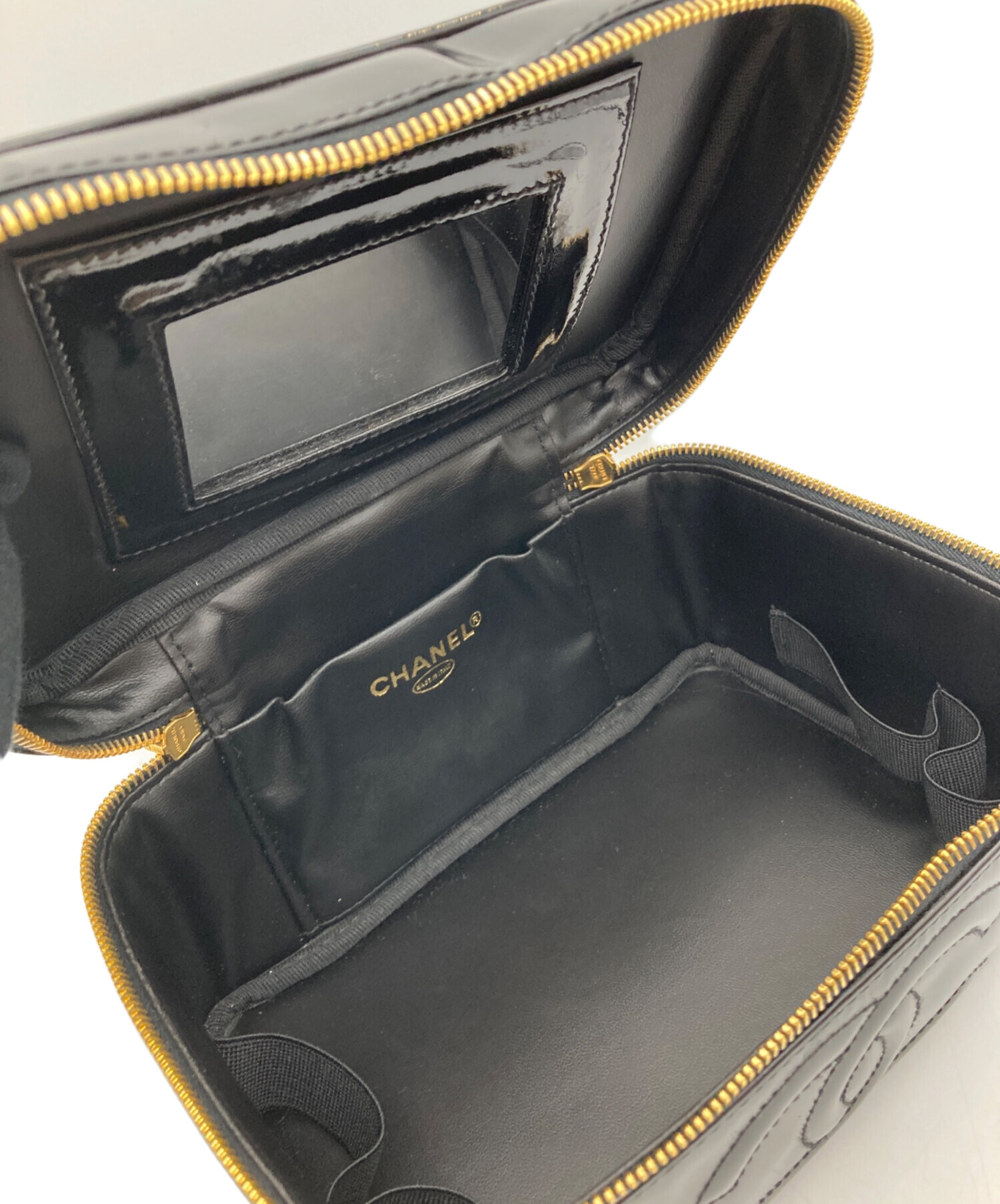中古・古着通販】CHANEL (シャネル) ココマークエナメルバニティバッグ