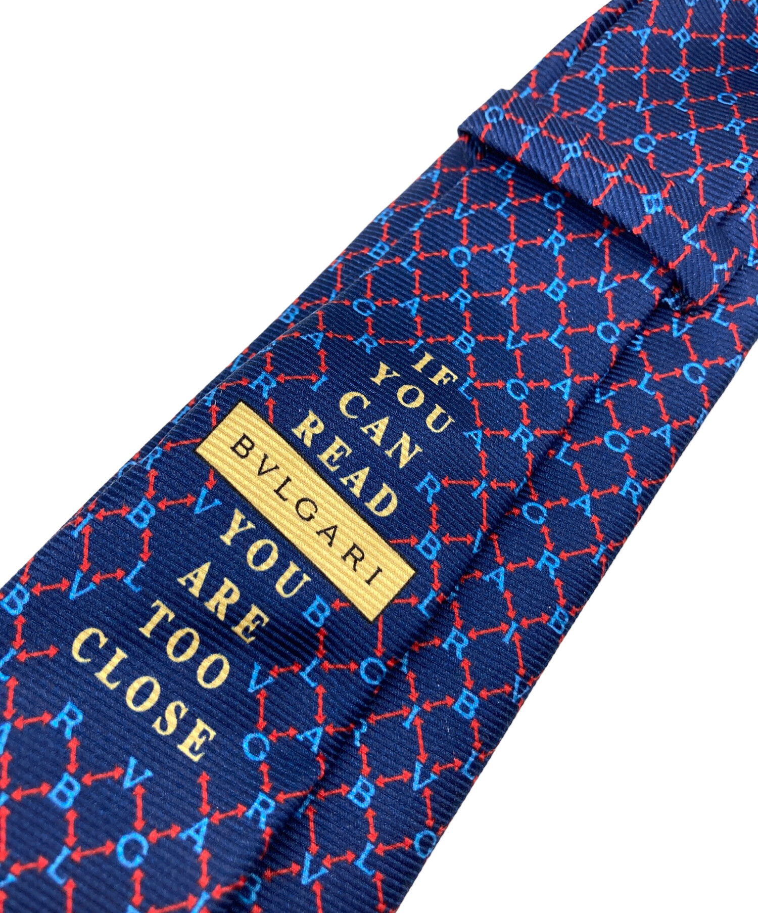 ✨未使用タグ付✨ブルガリ　全面ブランドロゴ　総柄　キレイなブルー　ネクタイ ✨未使用タグ付✨ブルガリ 全面ブランドロゴ 総柄 キレイな