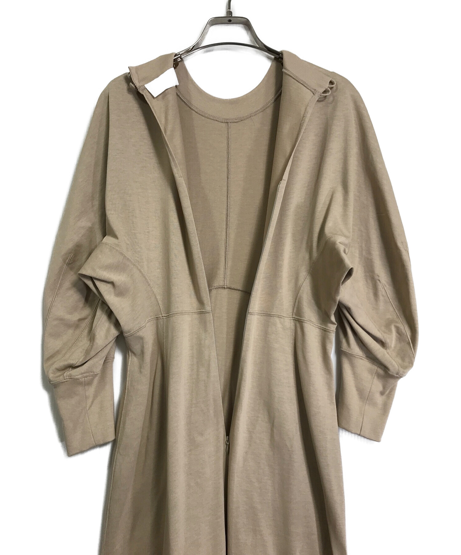 マメクロゴウチ　ビスチェ　ベージュ　MAME KUROGOUCHI マメクロゴウチ ビスチェ ベージュ MAME KUROGOUCHI - メルカリ