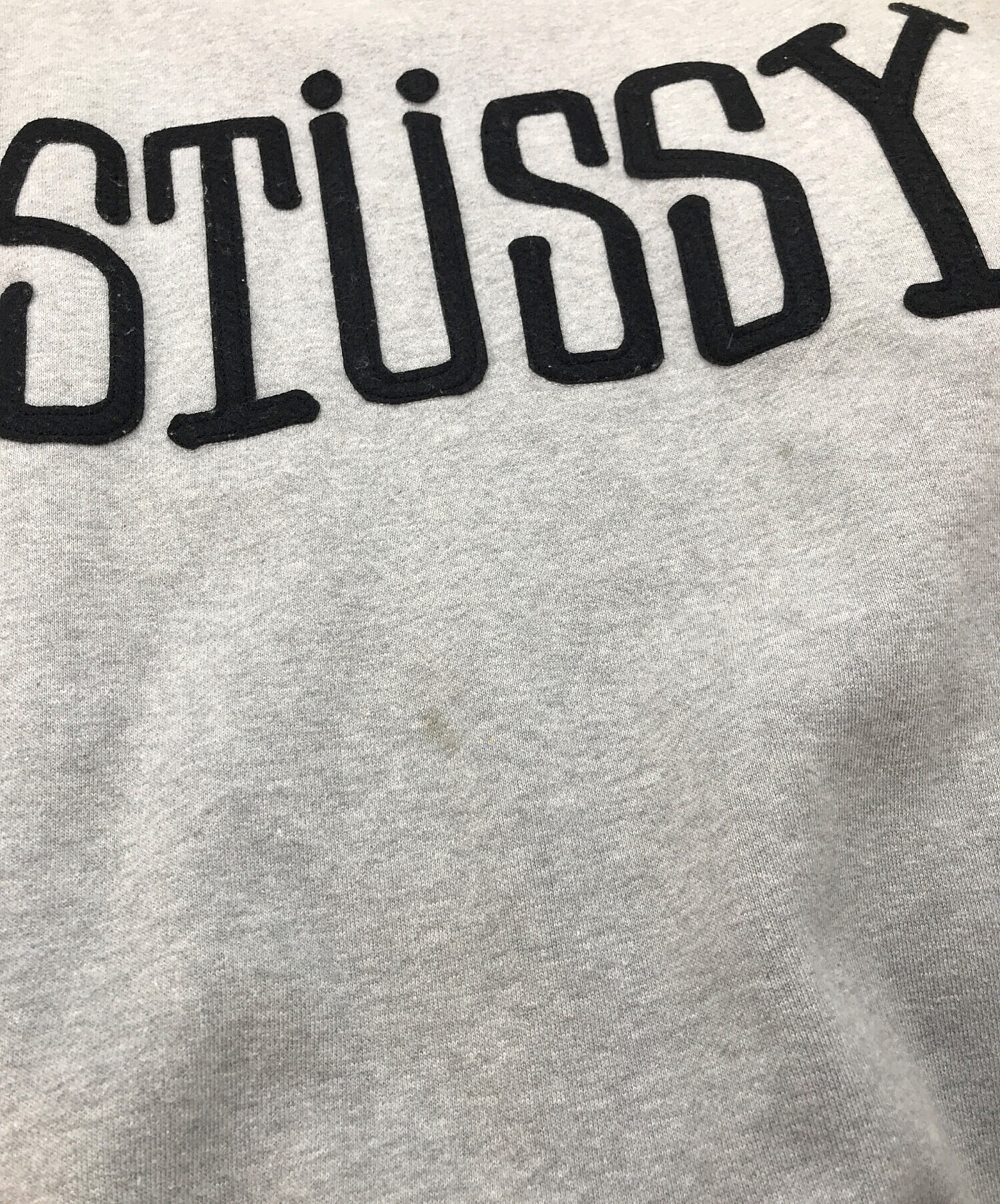 中古・古着通販】stussy (ステューシー) 立体ワッペンロゴスウェット