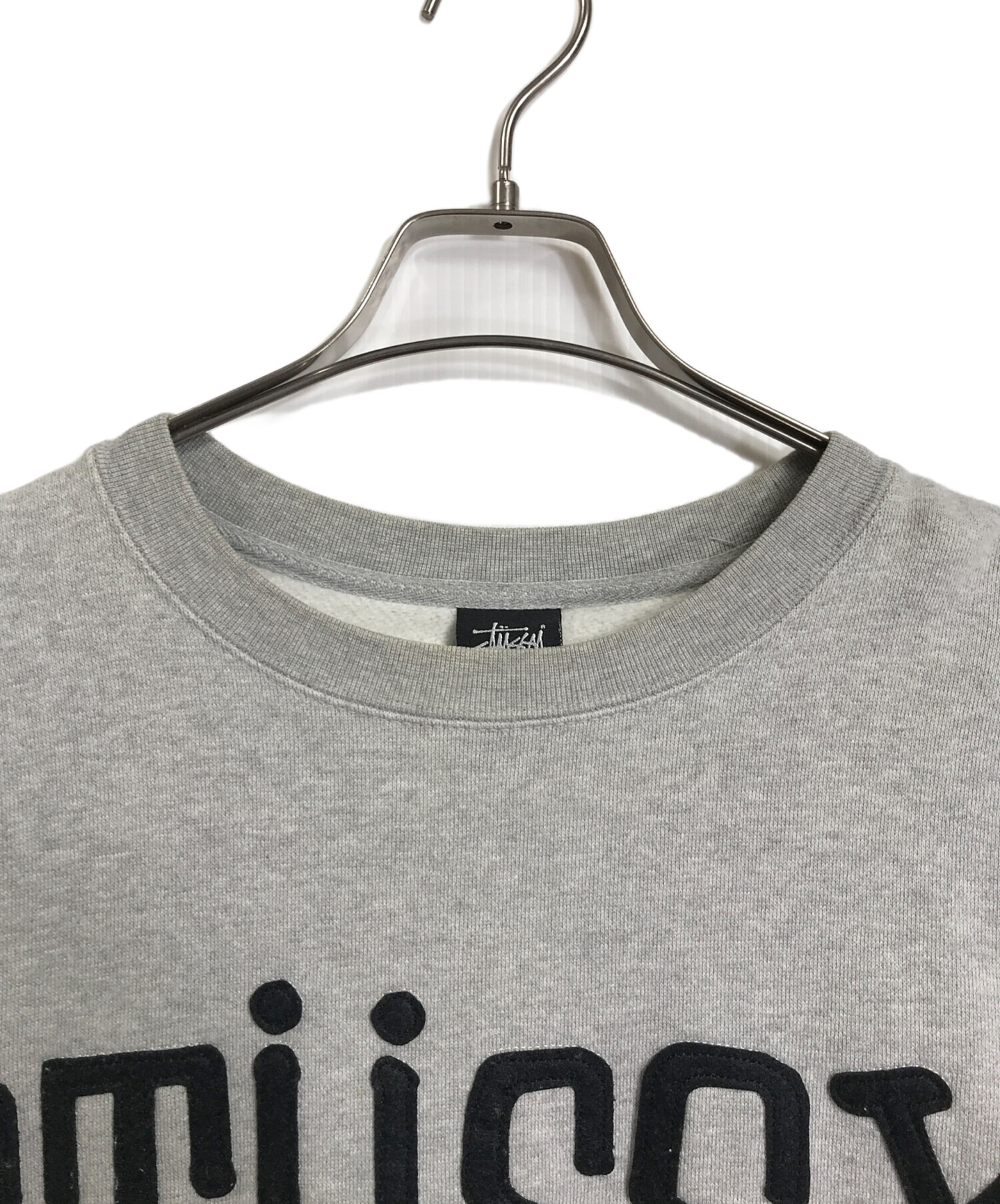 中古・古着通販】stussy (ステューシー) 立体ワッペンロゴスウェット
