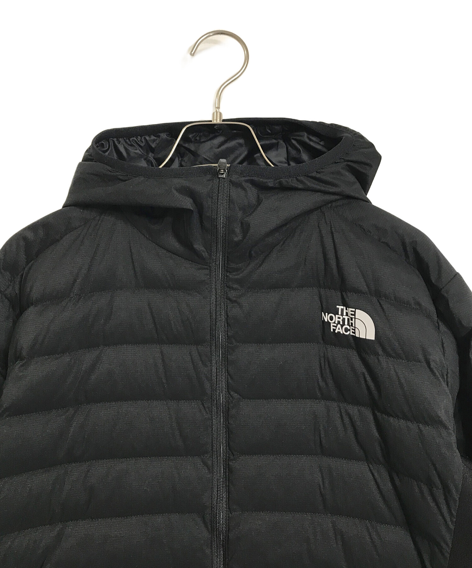 中古・古着通販】THE NORTH FACE (ザ ノース フェイス) レッド