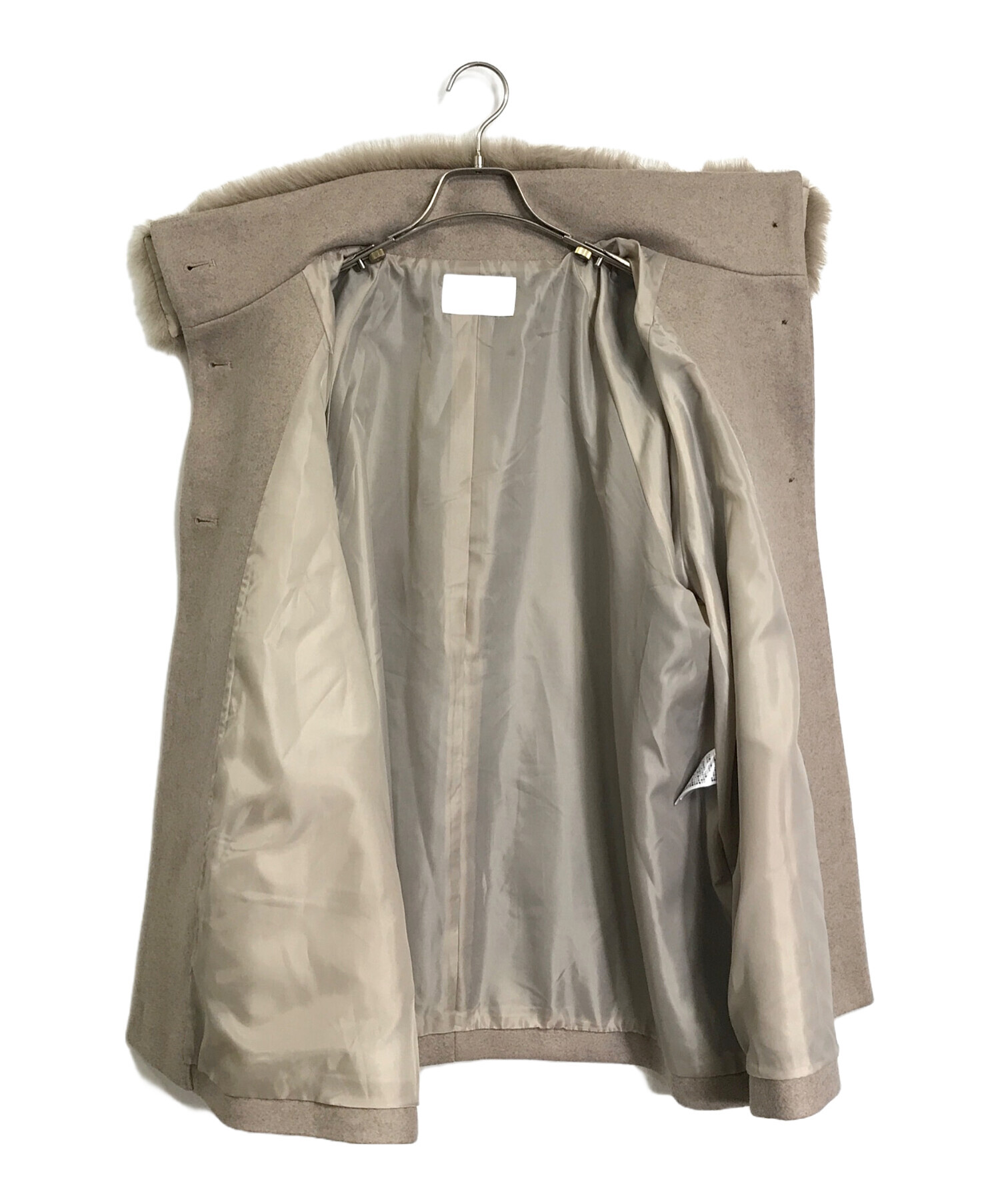 中古・古着通販】chico (チコ) ファー取り外しケープコート ベージュ