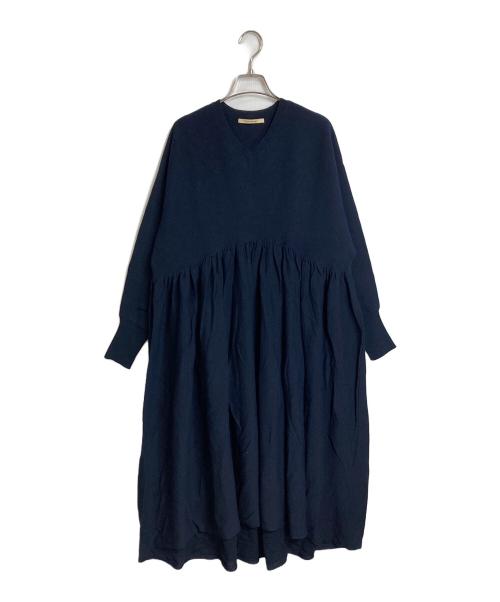 【美品】Curensology Vネック ギャザー ニット ロングワンピース Curensology（カレンソロジー）の「Vネックニットワンピース（）」 - WEAR