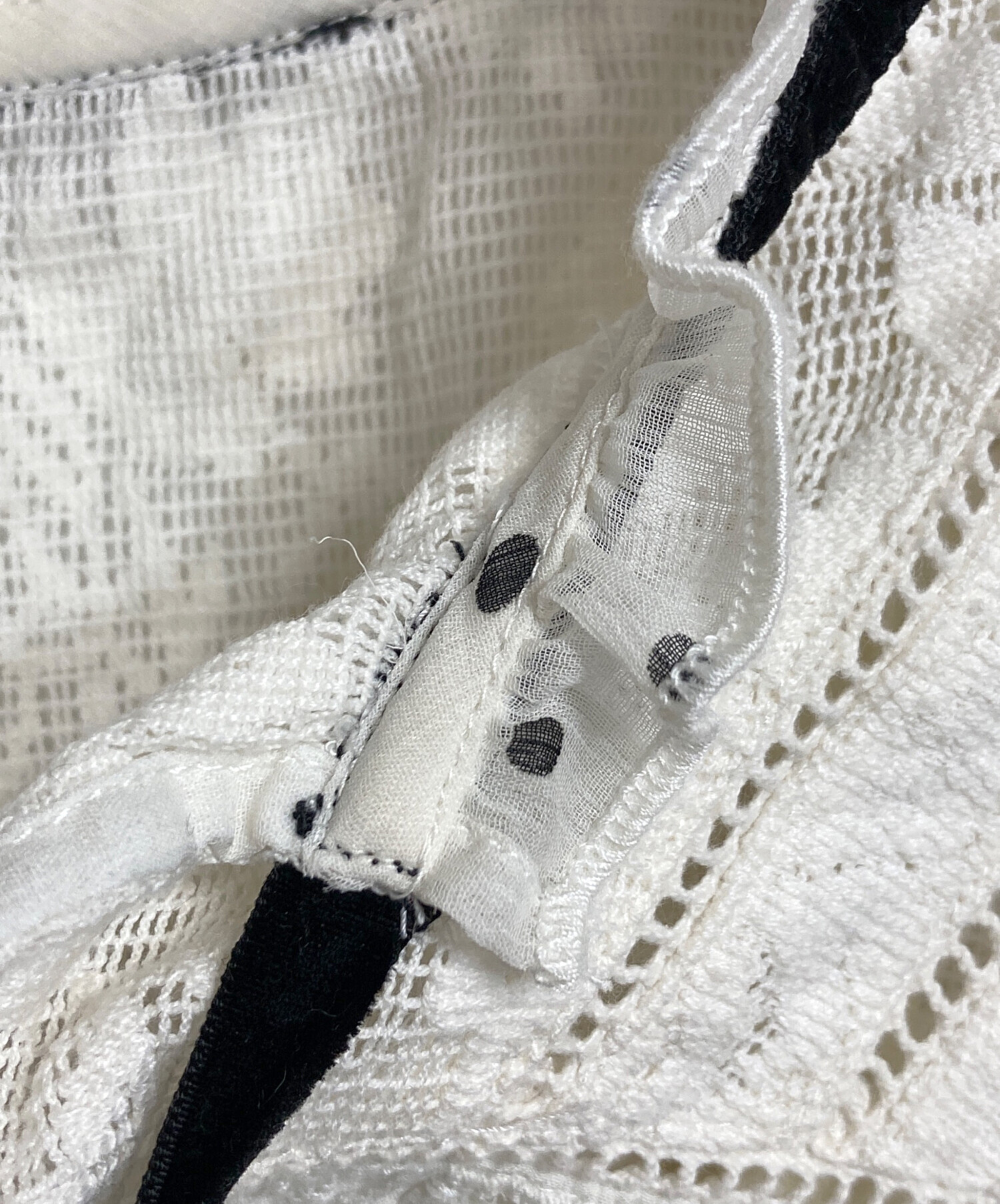 中古・古着通販】Snidel (スナイデル) エンブロイダリーブラウス 半袖