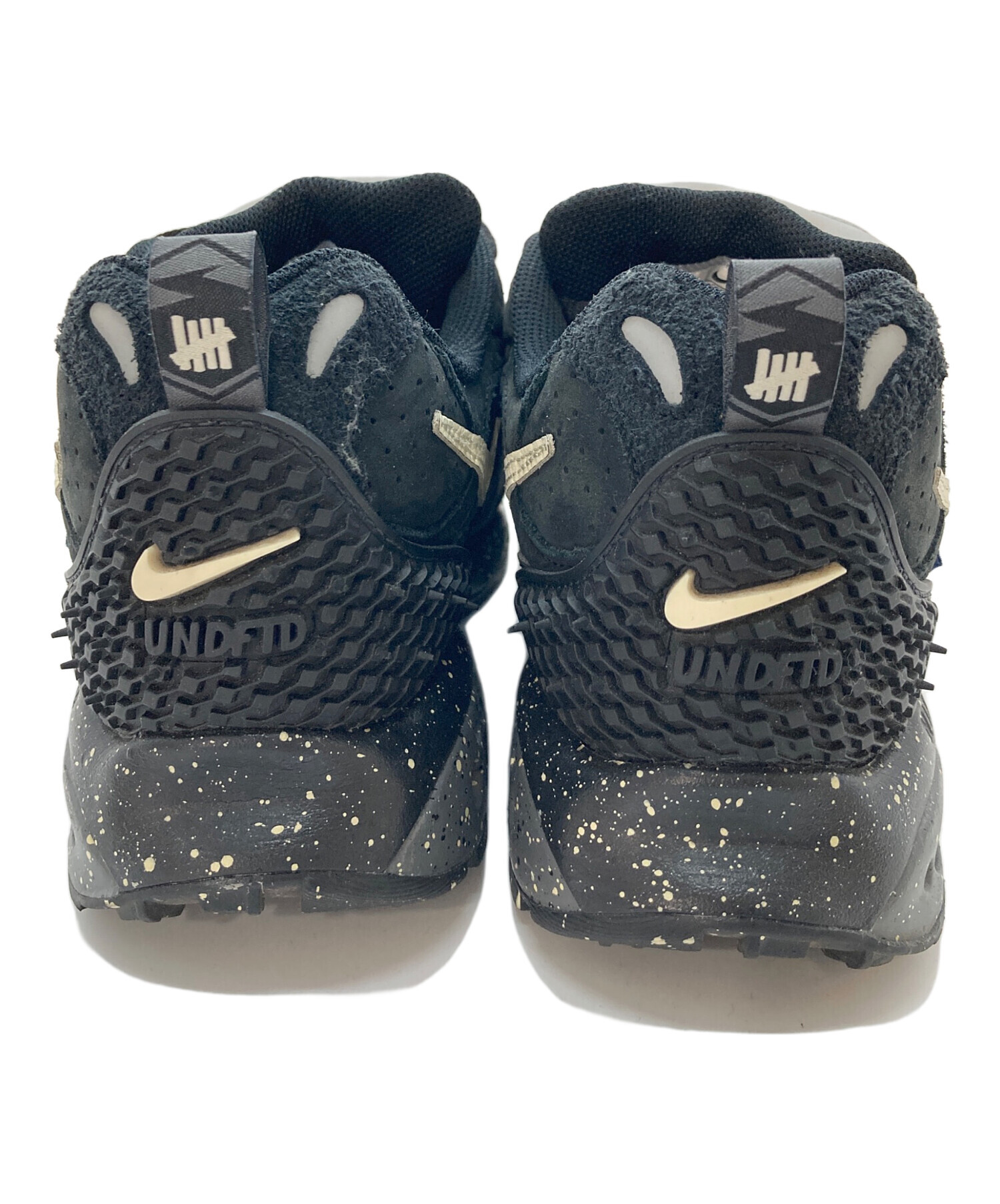 中古・古着通販】NIKE (ナイキ) UNDEFEATED (アンディフィーテッド 