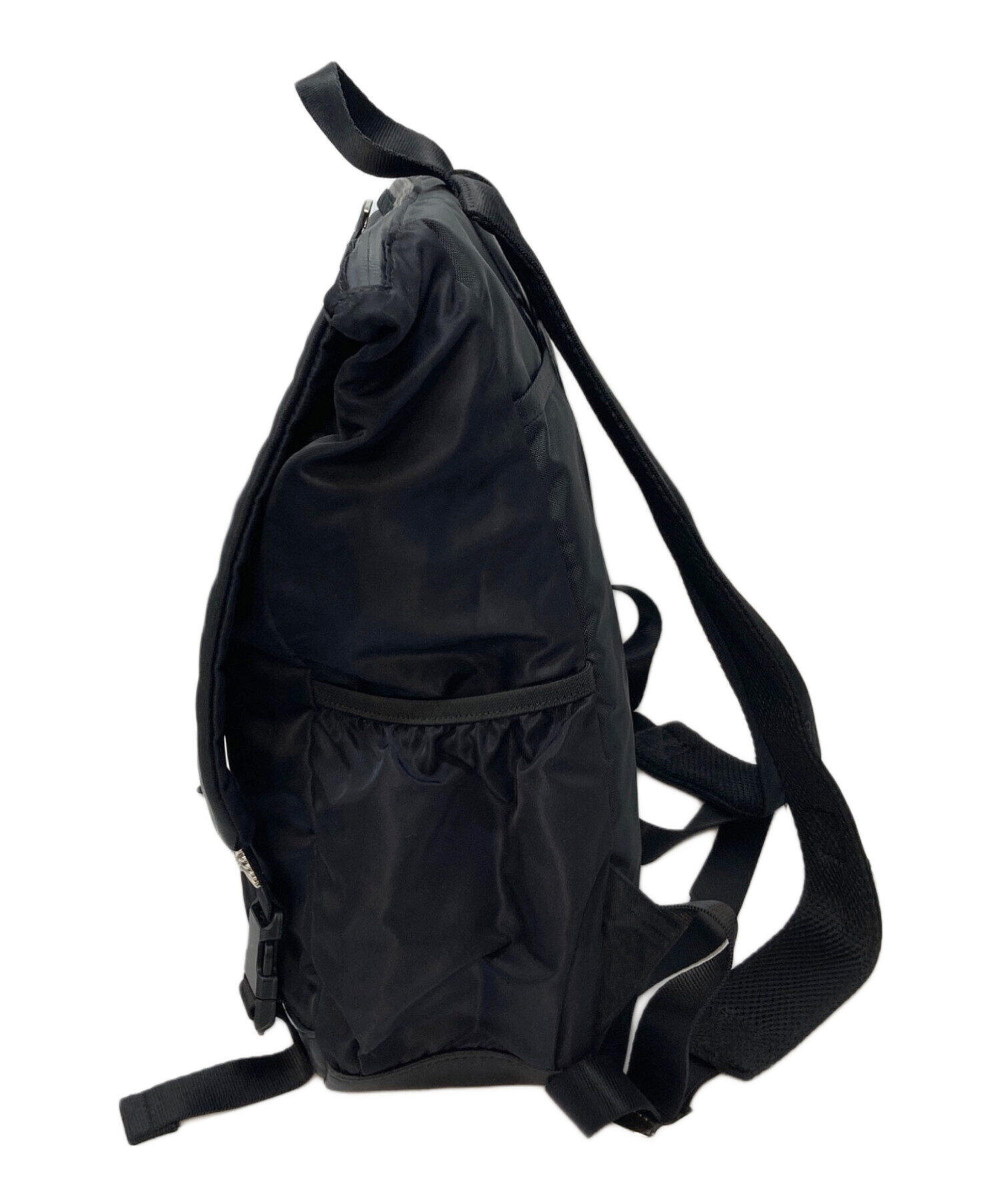 【タグ未使用】BURLAP OUTFITTER×earメタルパーツジップリュック 新品未使用【BURLAP OUTFITTER×ear】メタルパーツジップリュック