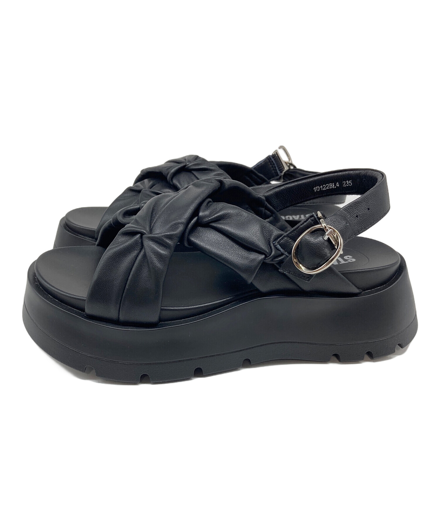 STACCATO ブラック コンフォートサンダル 中古・古着通販】STACCATO (スタッカート) クロスベッセルサンダル