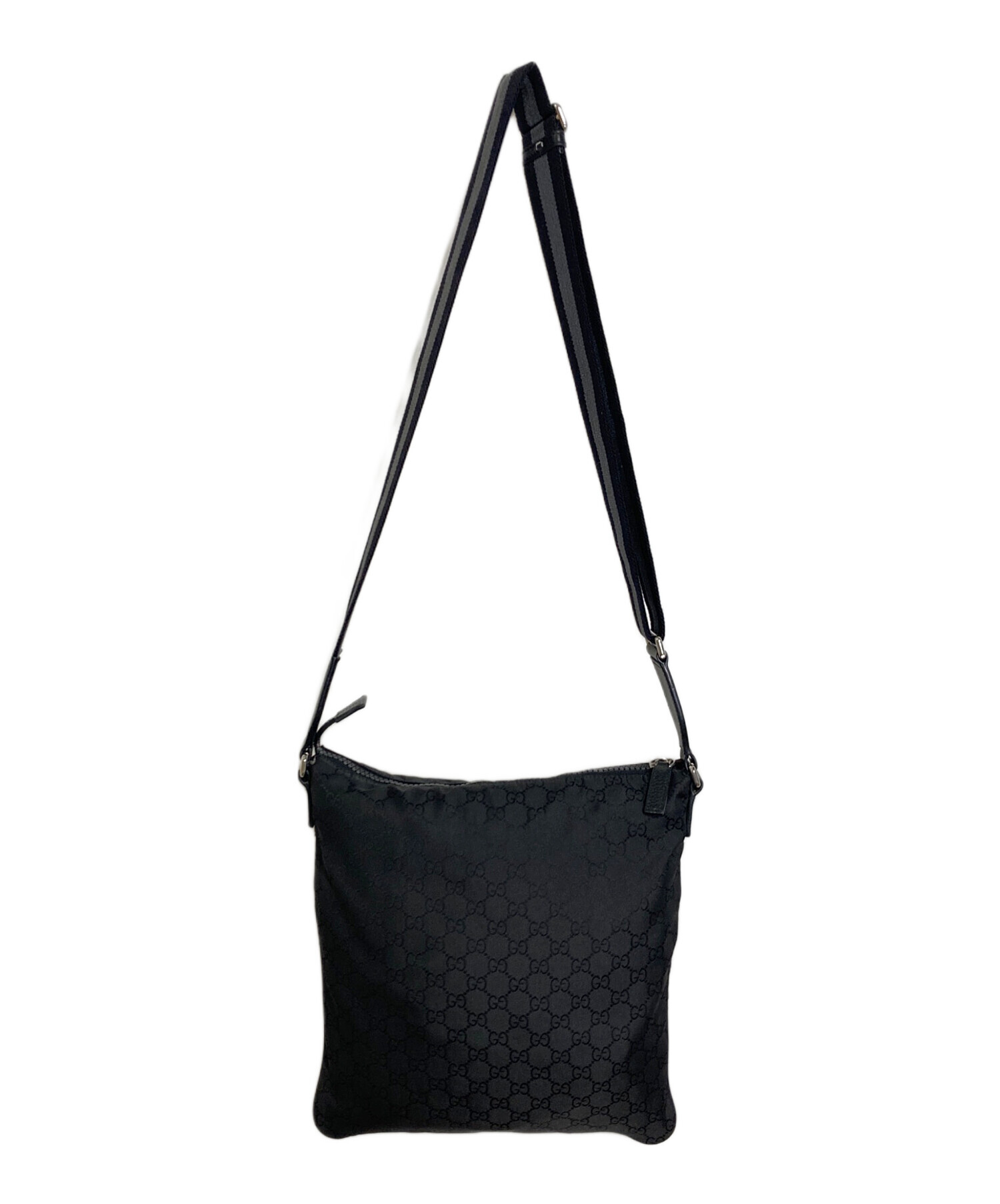 中古GUCCIグッチGG柄ボディショルダーバッグ黒 中古・古着通販】GUCCI (グッチ) GG柄ショルダーバッグ ブラック