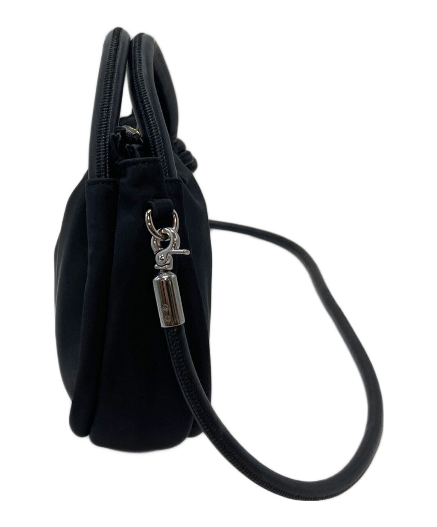 中古・古着通販】Ganni (ガニー) MINI KNOT ショルダーバッグ レザー 