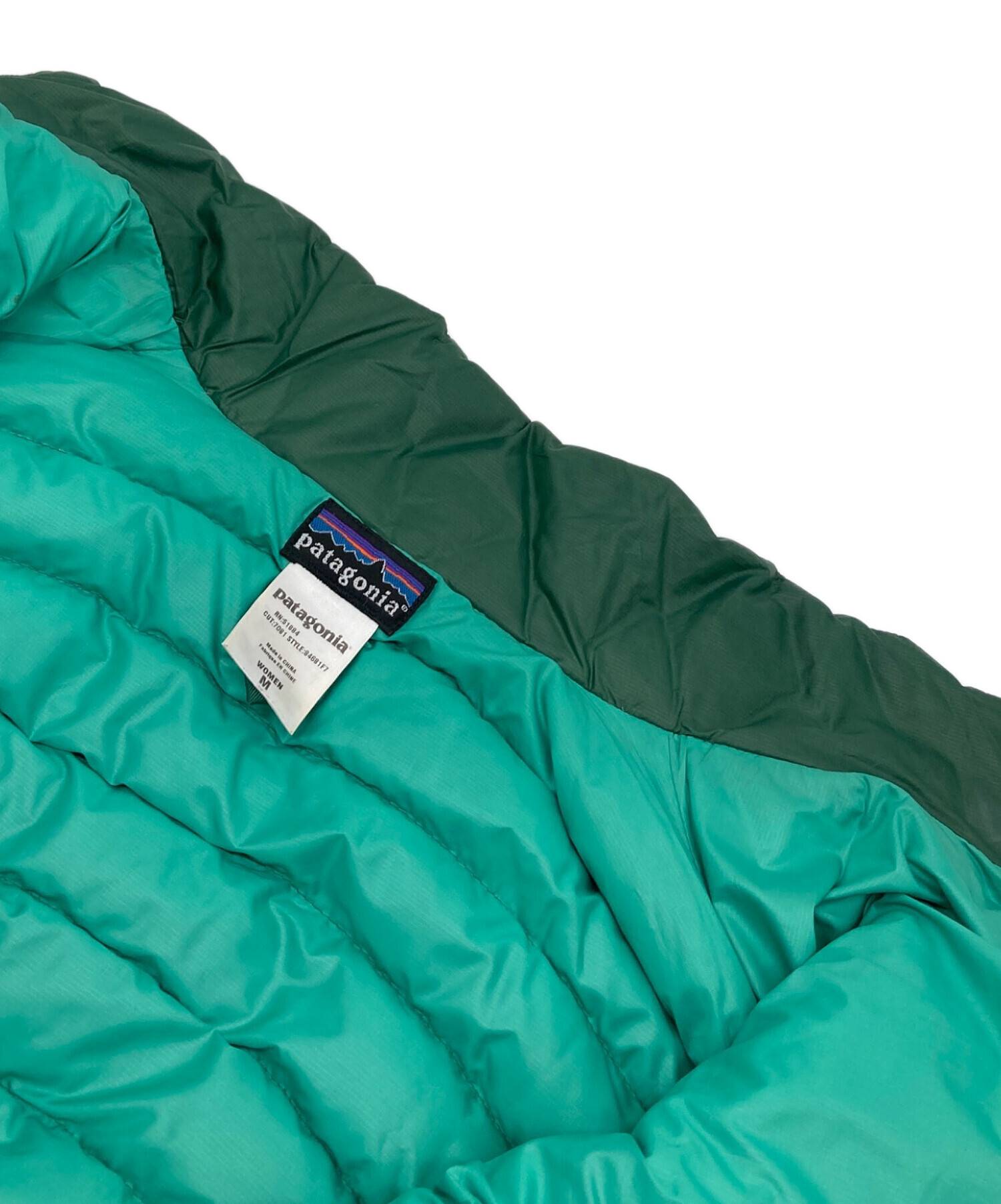 中古・古着通販】Patagonia (パタゴニア) ダウンジャケット ライト