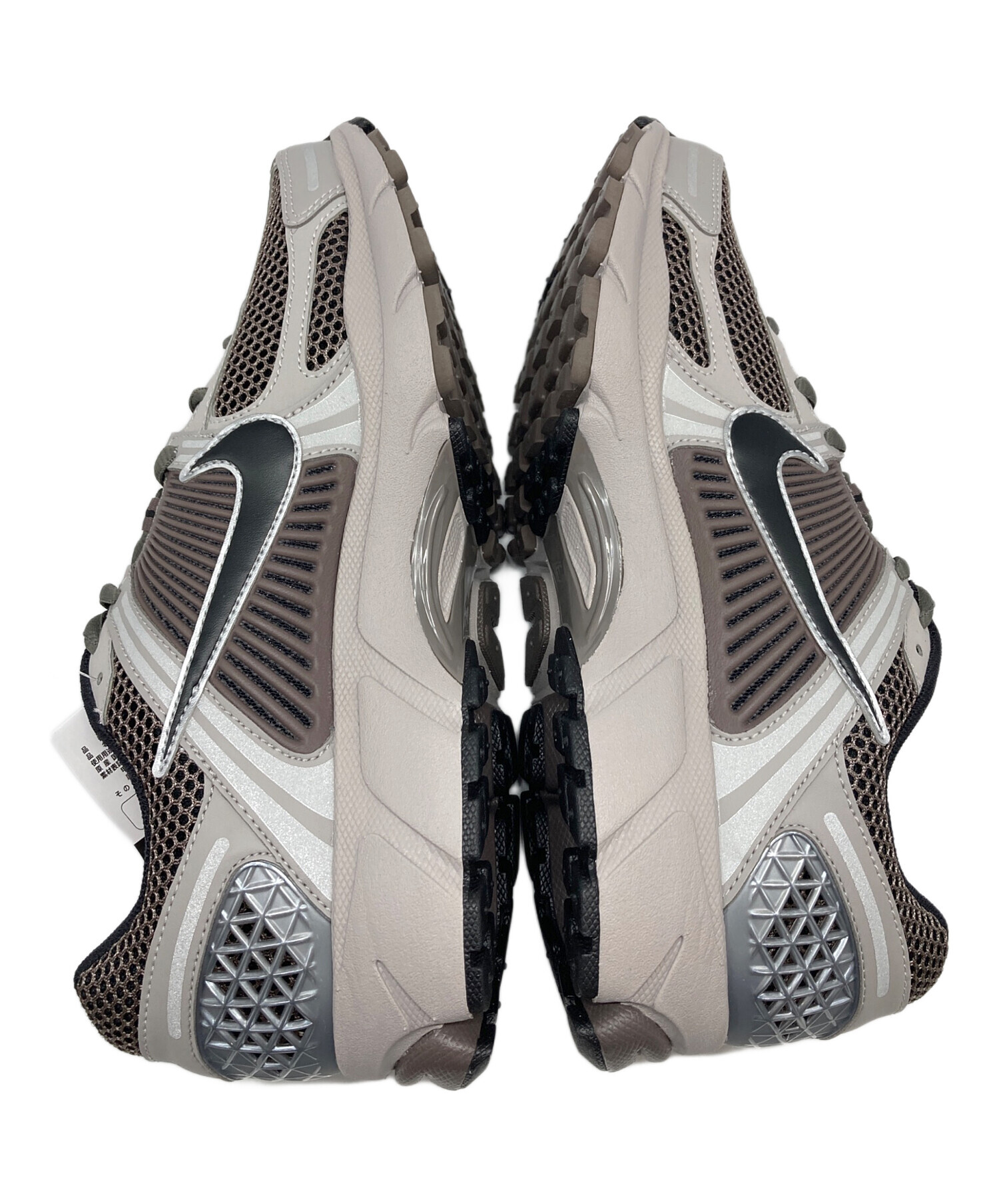 中古・古着通販】NIKE (ナイキ) ZOOM VOMERO 5 カレッジグレー 