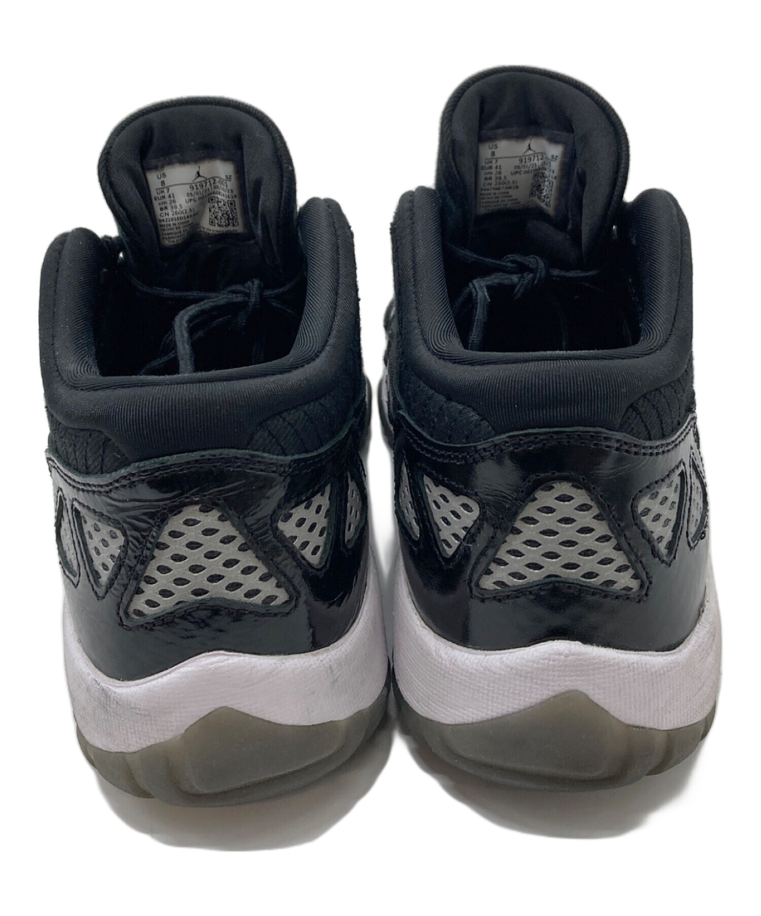 シューズ(男性用) Nike Air Jordan 11 Low 中古・古着通販】NIKE (ナイキ) Air Jordan 11 Retro Low IE ブラック