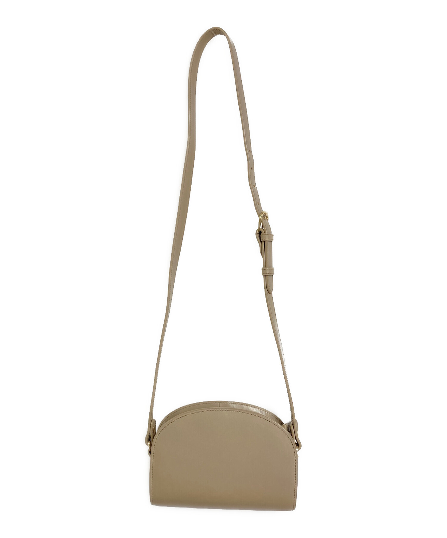 A.P.C. ハーフムーン　ショルダーバッグ　新品未使用品 中古・古着通販】A.P.C. (アーペーセー) ハーフムーンショルダーバッグ
