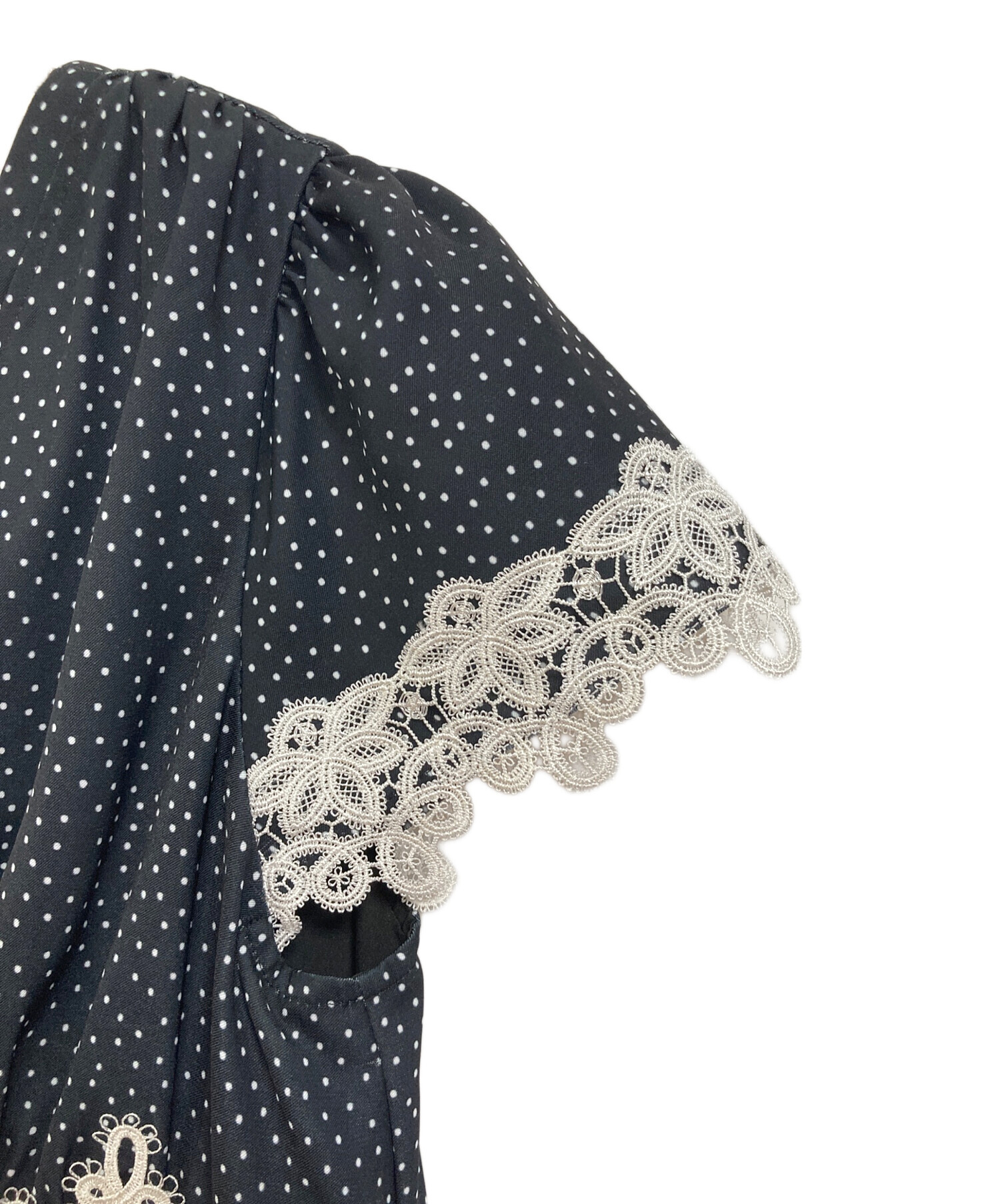 ワンピース herlipto Polka-Dot Lace-Trim Dress 中古・古着通販】Her lip to (ハーリップトゥ) Polka-Dot Lace-Trim