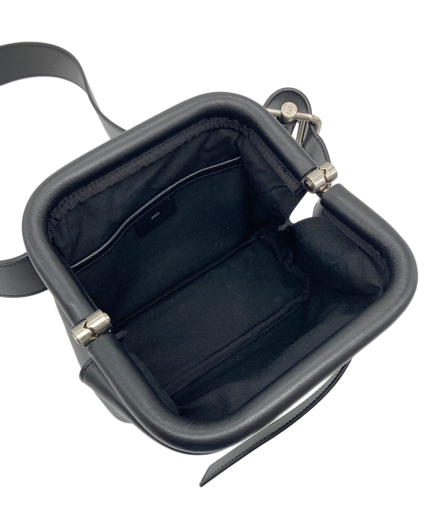 【美品】OSOIアイボリー レザー ボディバッグ 中古・古着通販】osoi (オソイ) MINI BROT ショルダーバッグ