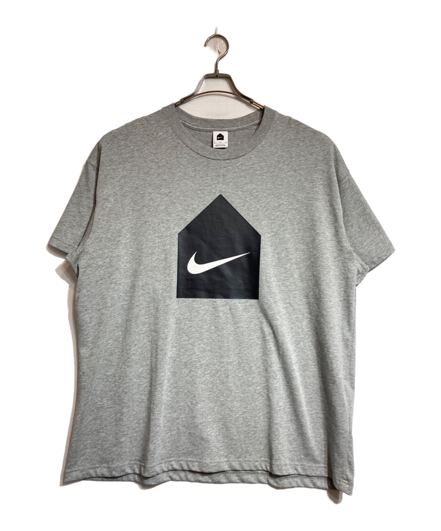 中古・古着通販】NIKE (ナイキ) DSMコラボT-Shirt グレー サイズ:XL 