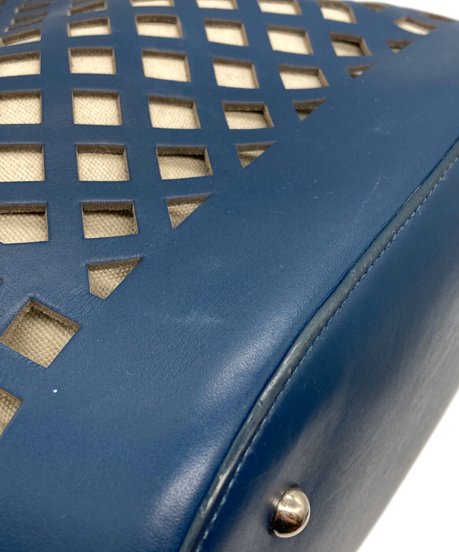 中古・古着通販】HEREU (ヘリュー) パンチング 2WAY レザーバッグ  