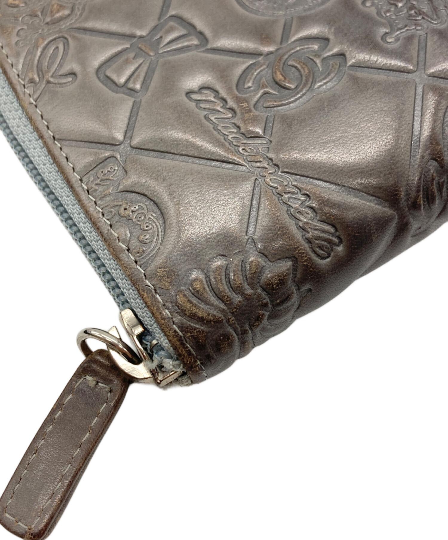 シャネル　アイコンラインシンボルチャーム ラウンドジップウォレット シャネル アイコンライン シンボルチャーム ラウンドファスナー長財布