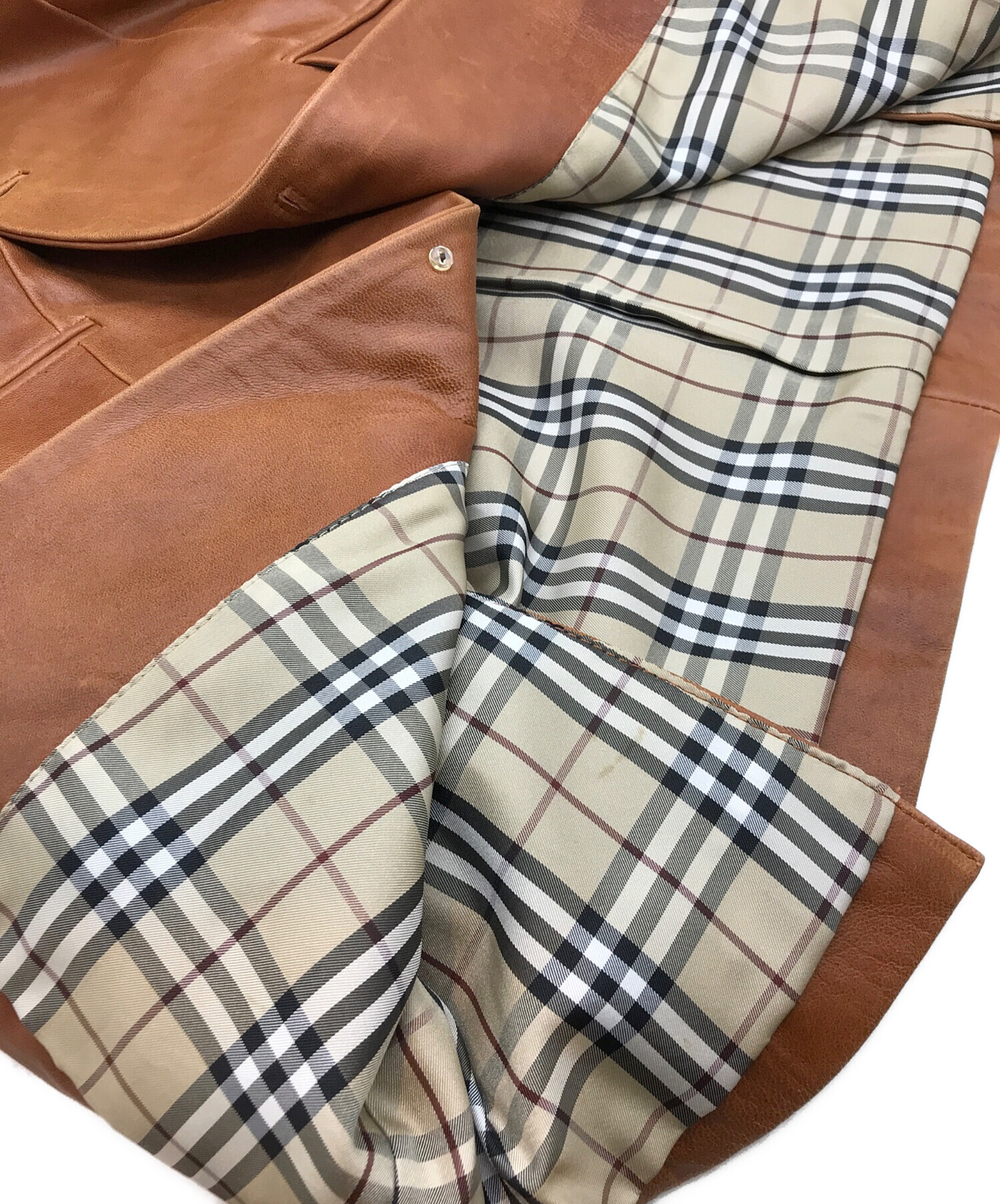 G656 Burberry ブラックレーベル黒レザーブレザー ノバチェック G656 Burberry ブラックレーベル黒レザーブレザー ノバチェック