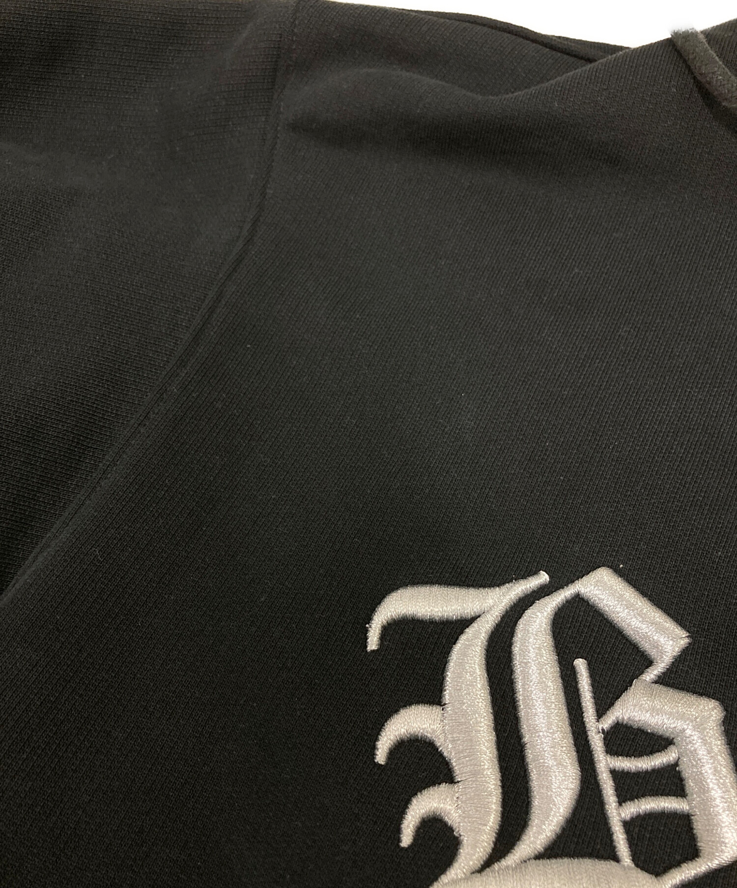 中古・古着通販】BREATH (ブレス) OLD ENGLISH LOGO HOODIE ブラック