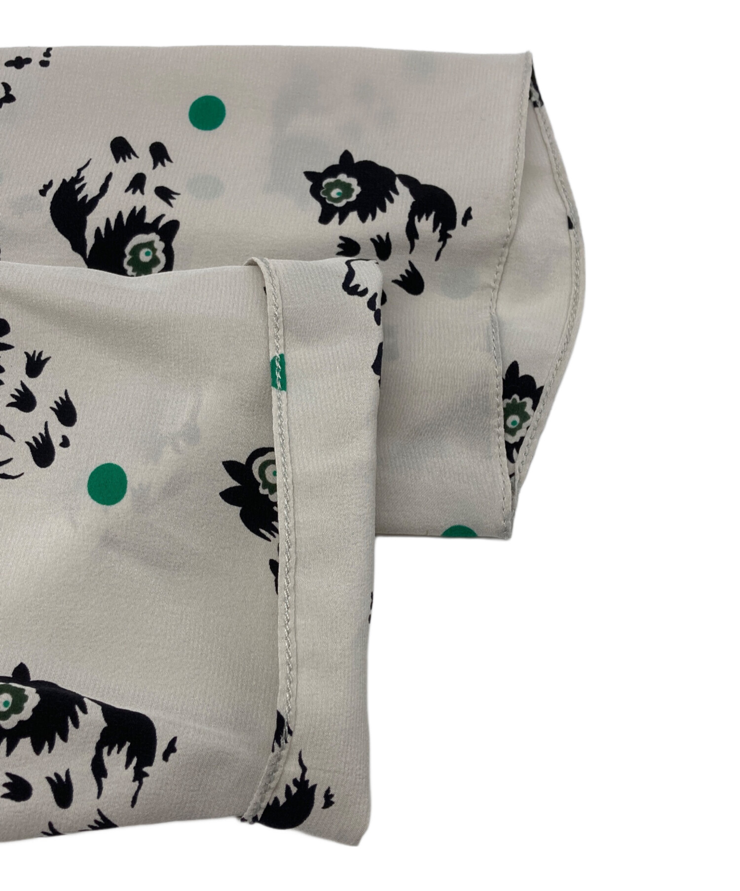 中古・古着通販】MARNI (マルニ) 総柄ワンピース グレー サイズ 中古・古着通販】MARNI (マルニ) 総柄ワンピース グレー サイズ