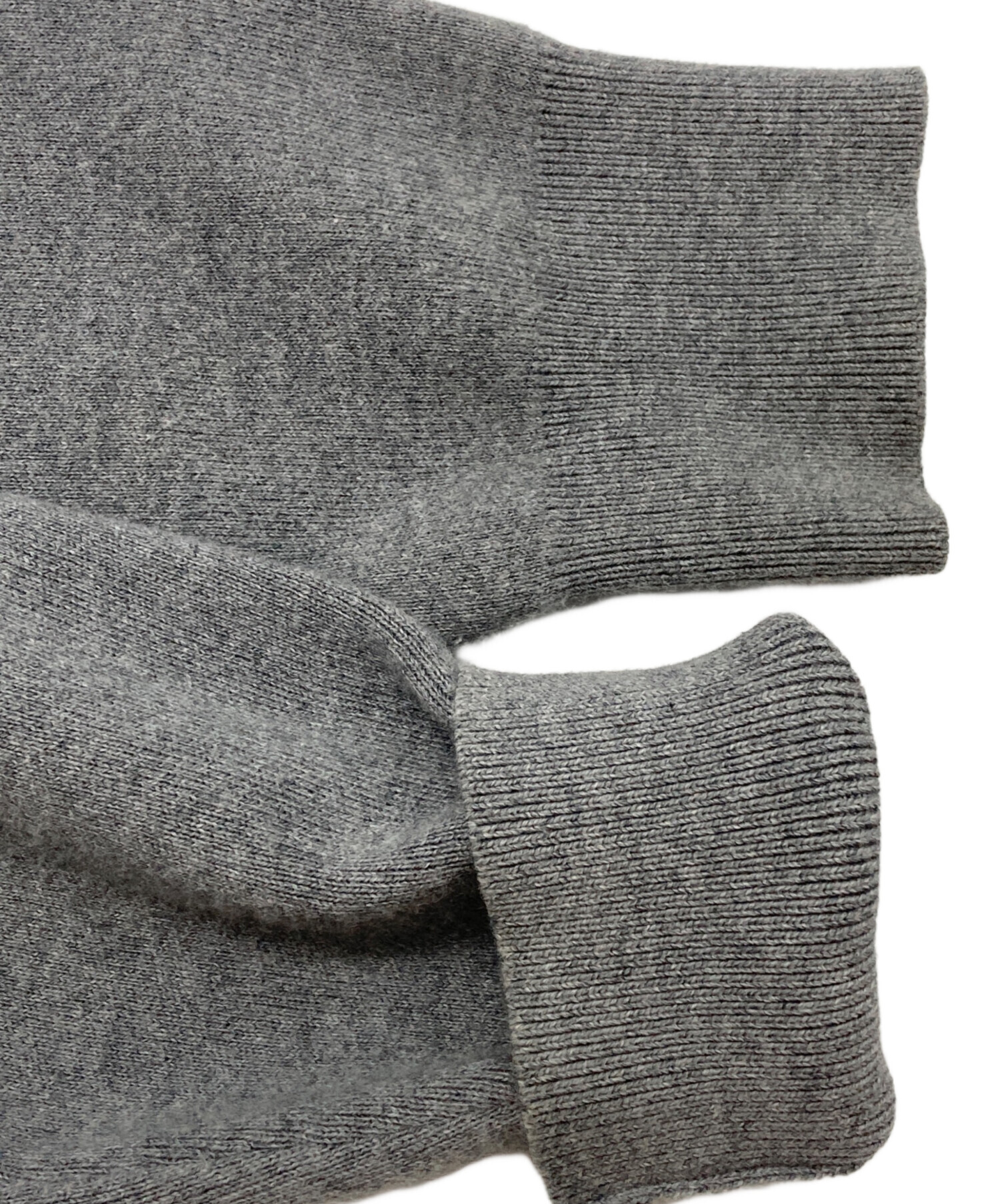 CABaN キャバン パールロゴポロカーディガン グレー ニット キャバン CABaN CABaN コットンカシミヤ パールロゴポロカーディガン