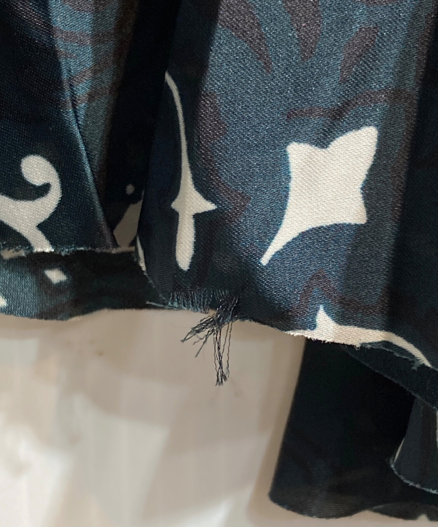 中古・古着通販】sacai (サカイ) バンダナ柄ラップスカート ネイビー