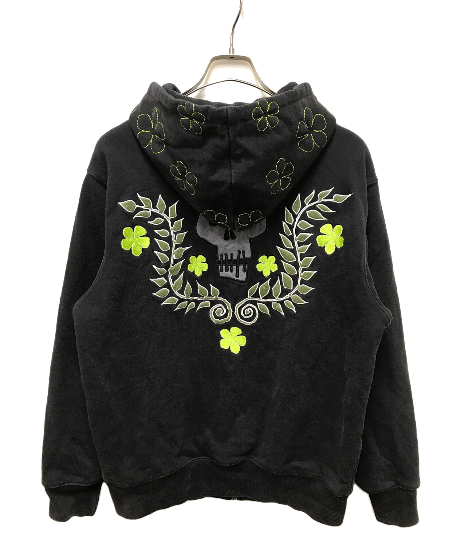 希少 STUSSY 総刺繍 (レイロー) LEILOW (ステューシー) 中古・古着通販】stussy スカル ステューシー フルジップパーカー LEILOW × トップス