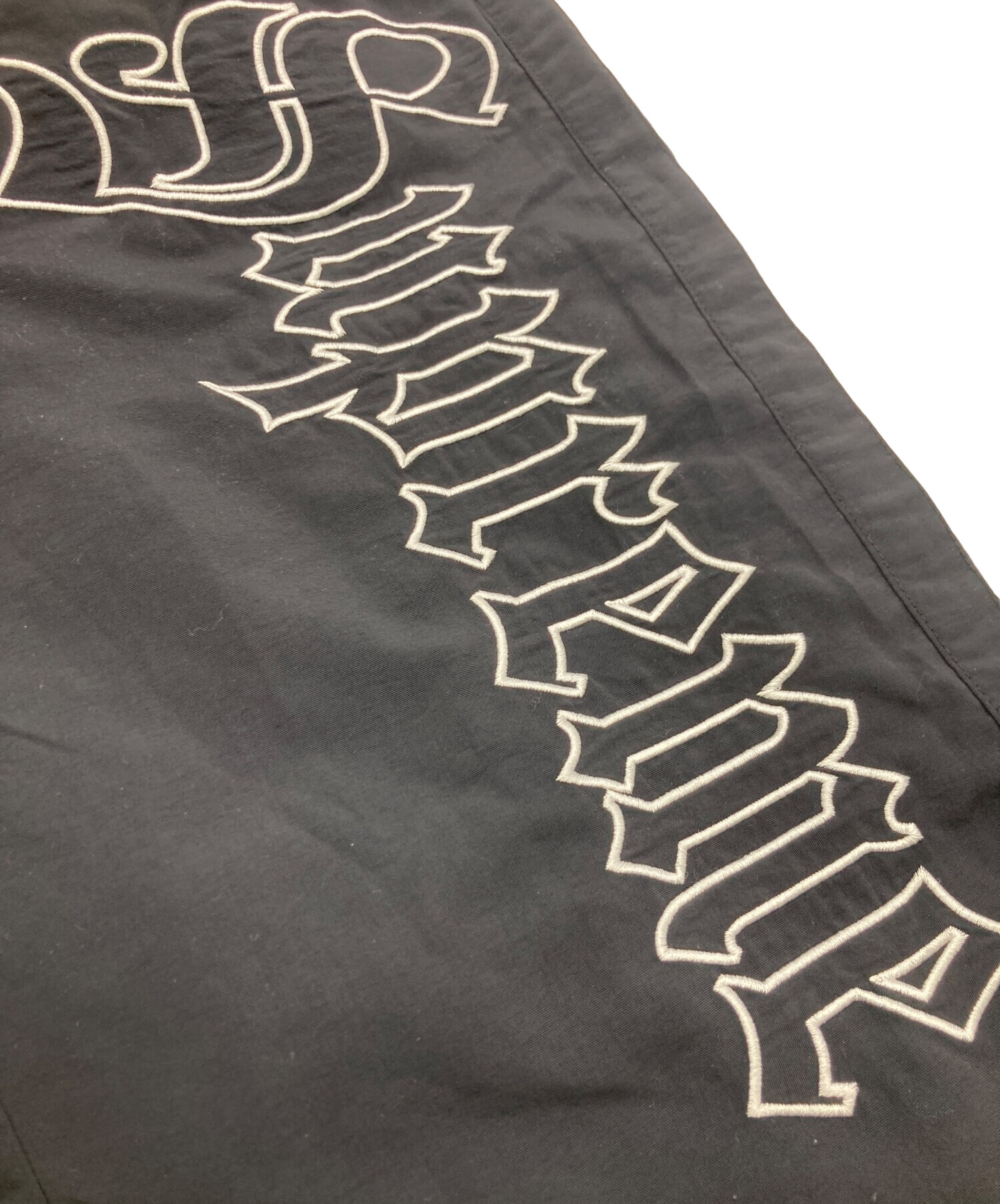 中古・古着通販】Supreme (シュプリーム) OLD ENGLISH TRACK PANT