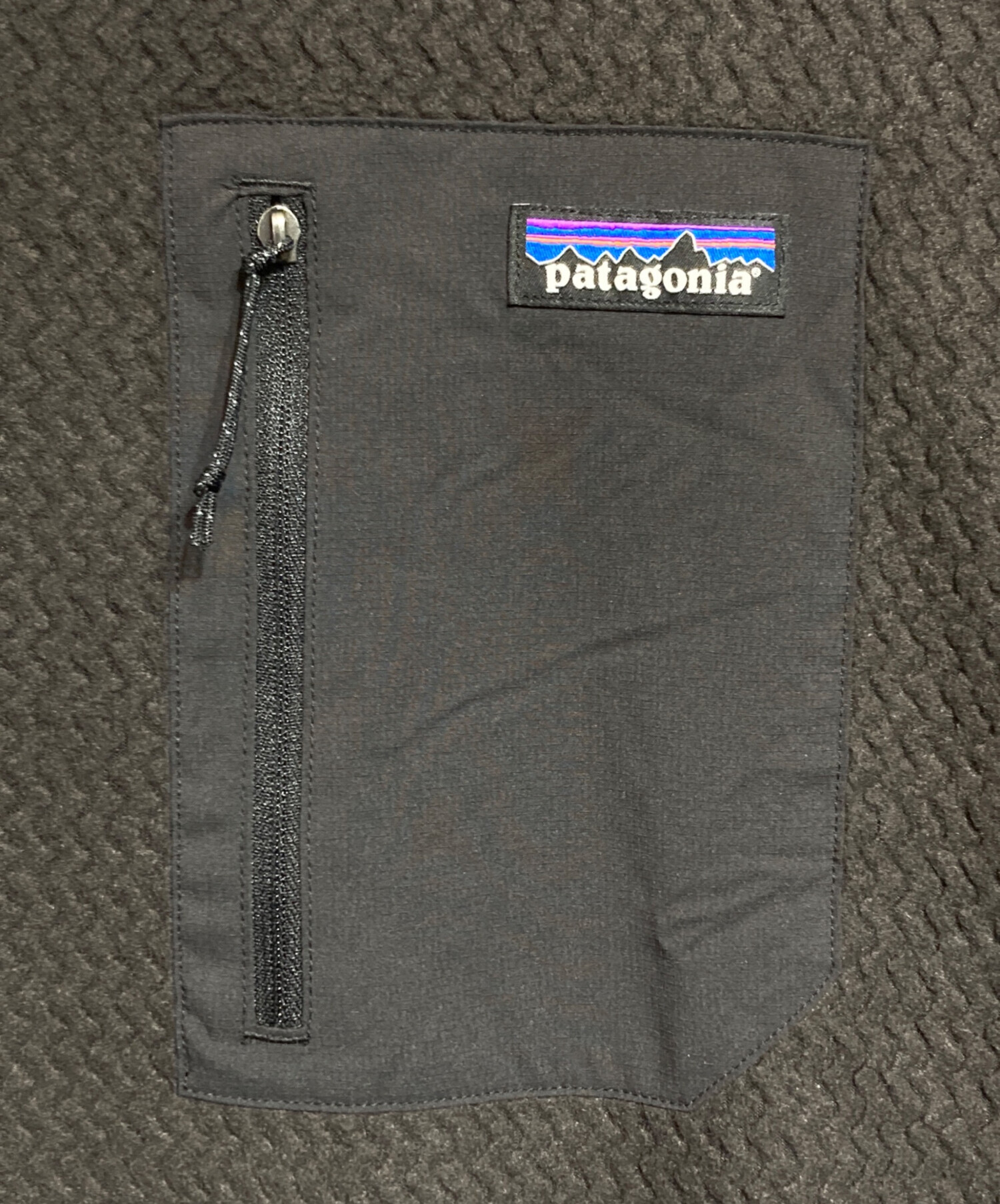 中古・古着通販】Patagonia (パタゴニア) R1 エア・クルートップス