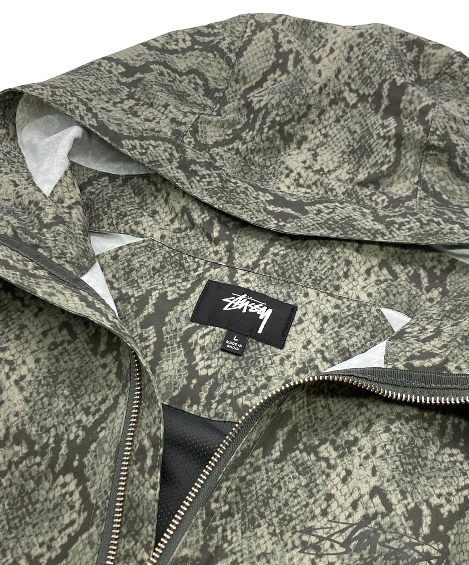 中古・古着通販】stussy (ステューシー) BEACH SHELL SNAKE PRINT