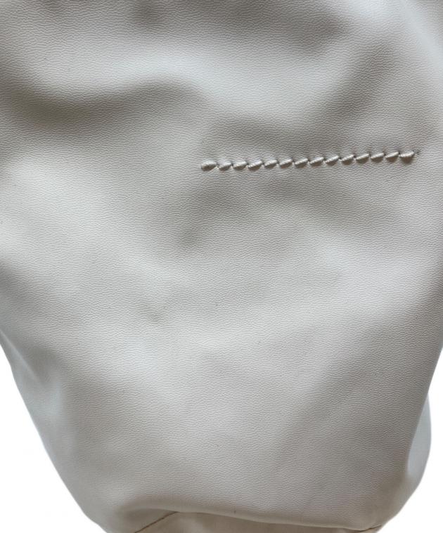 ☆みみ　未使用　Maison Margiela MM6 マルジェラ　巾着 MM6 Maison Margiela/エムエムシックス メゾンマルジェラ】より高級感